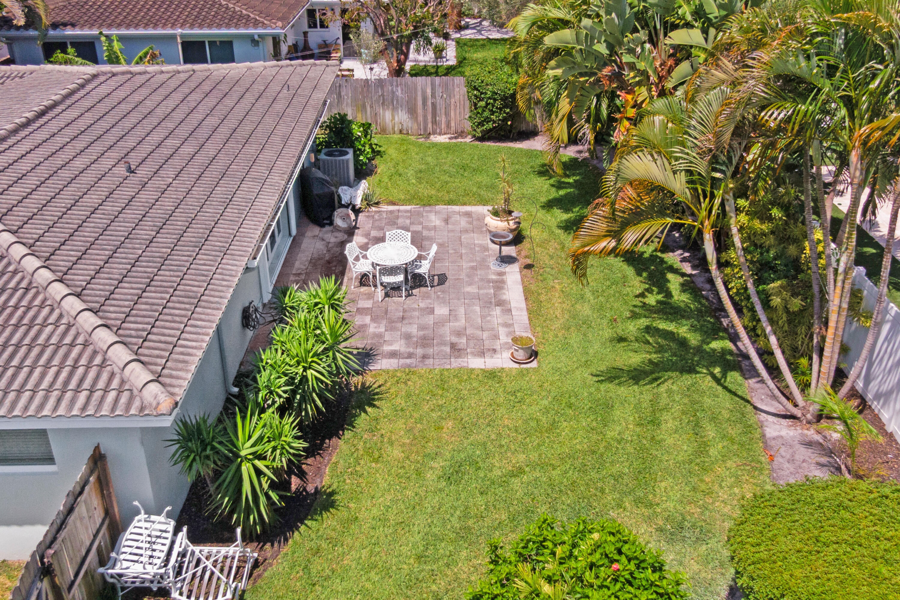 1911 NE 27th Street