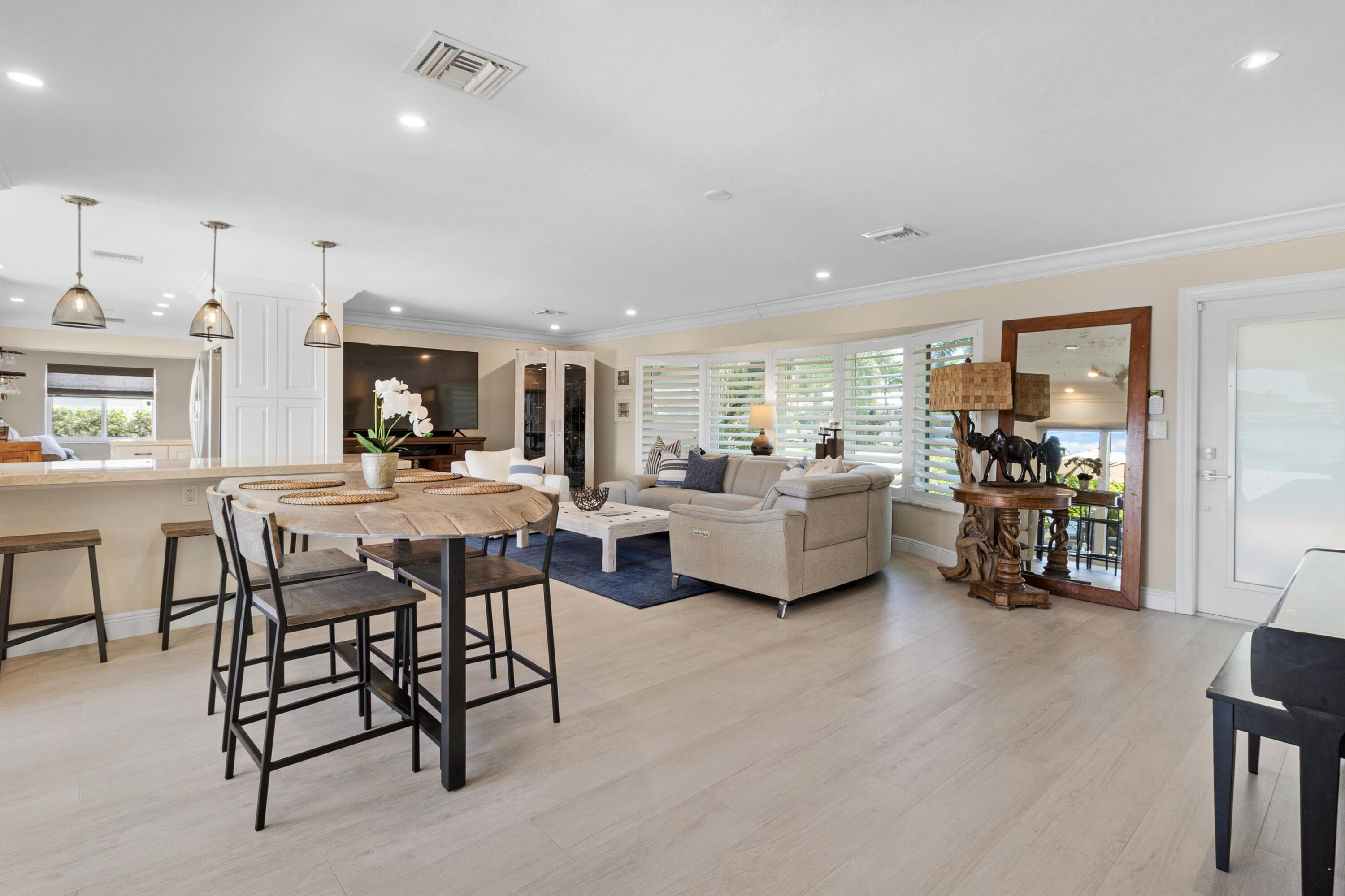 2031 NE 62nd Court