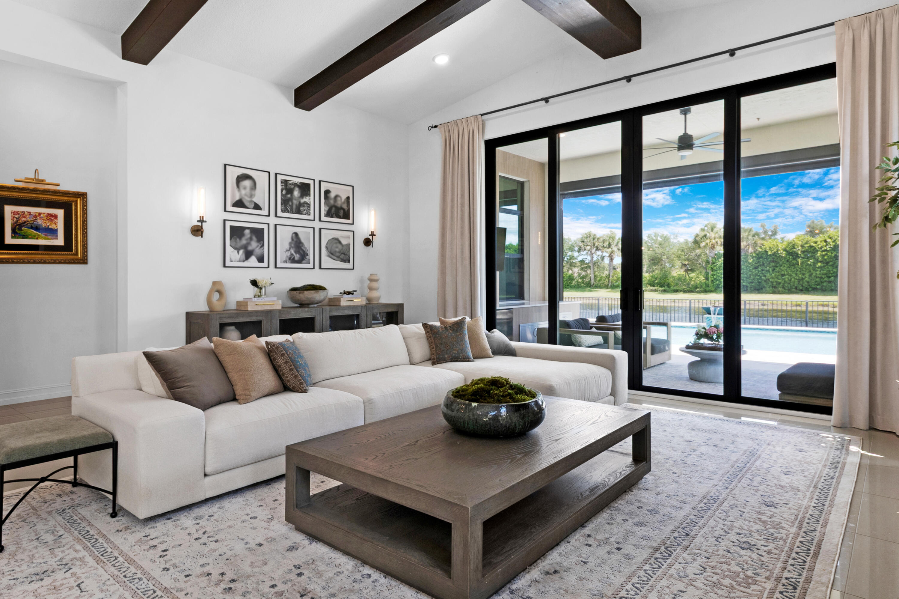 8979 Grand Prix Lane
