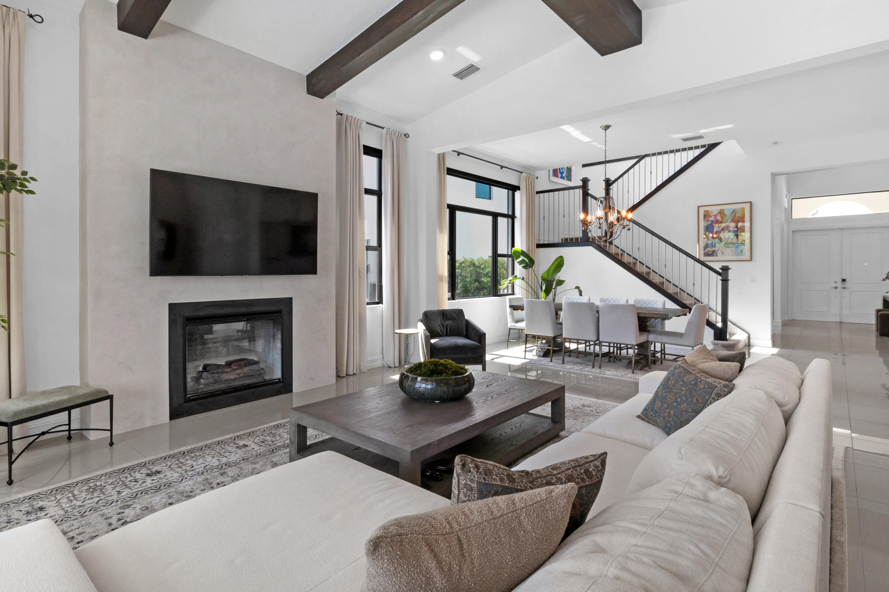 8979 Grand Prix Lane