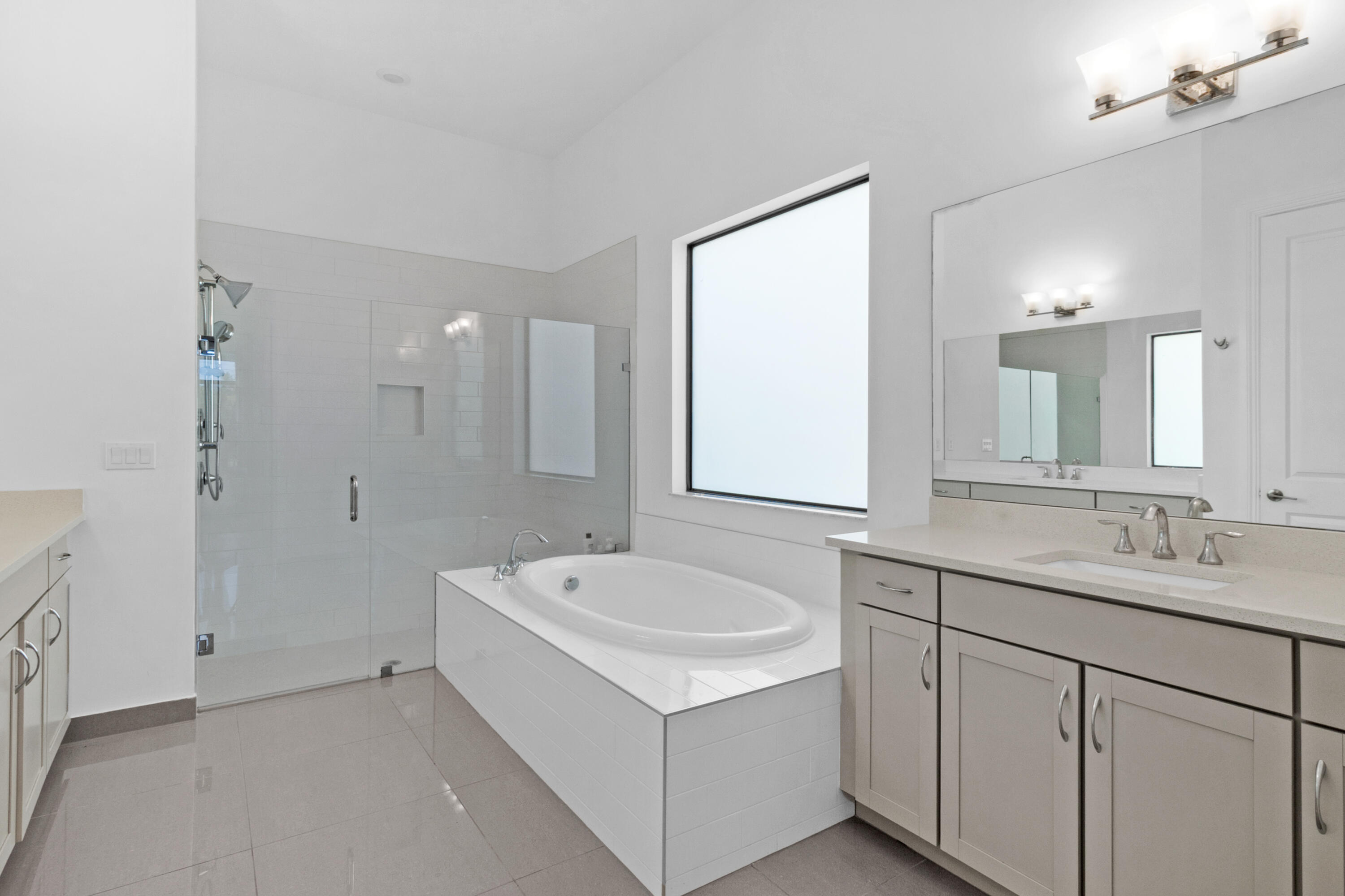 8979 Grand Prix Lane