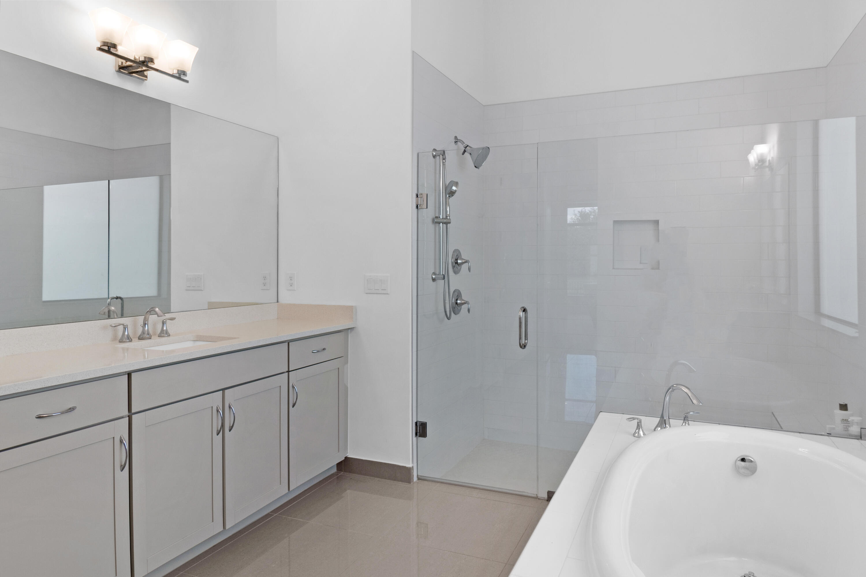 8979 Grand Prix Lane