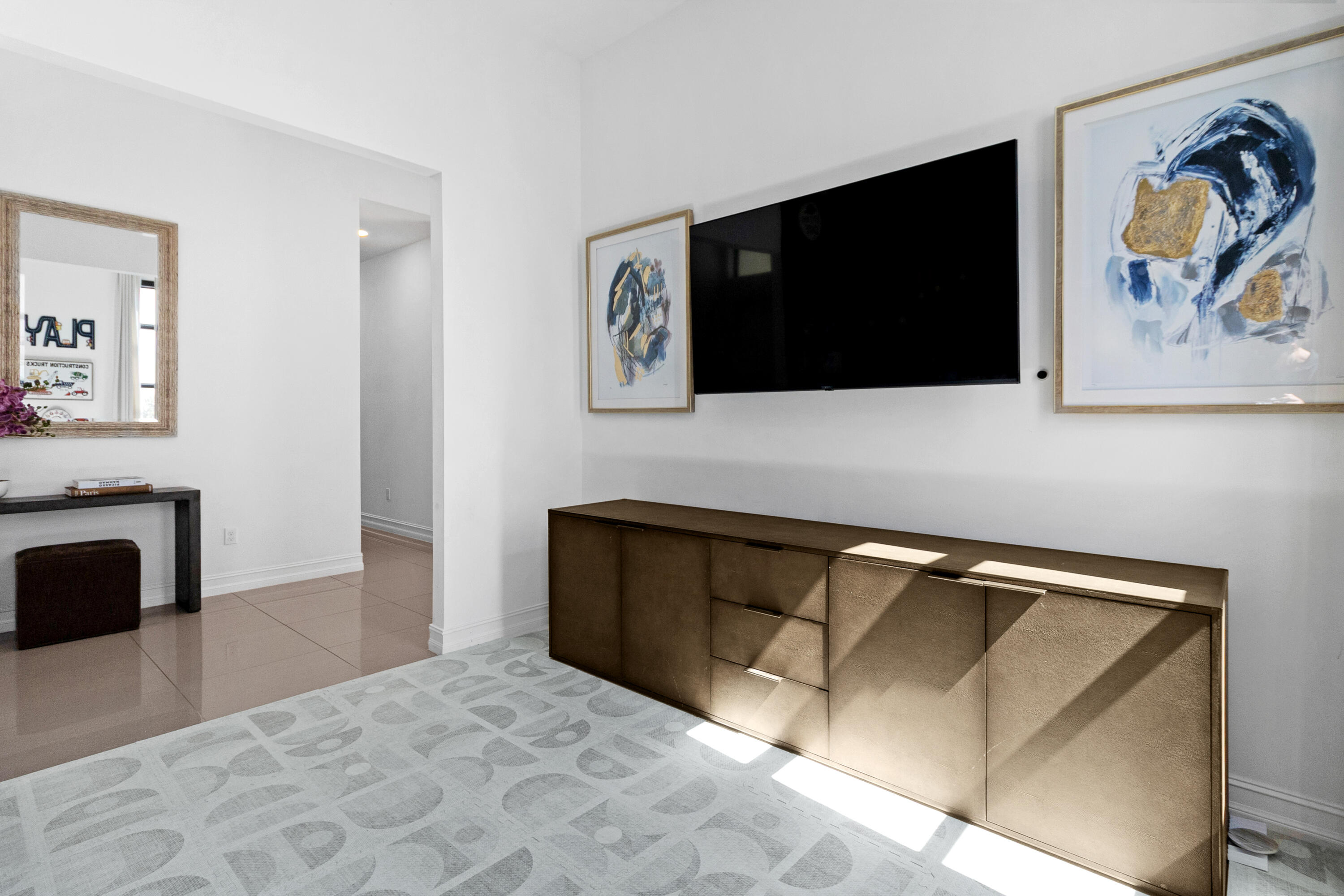 8979 Grand Prix Lane