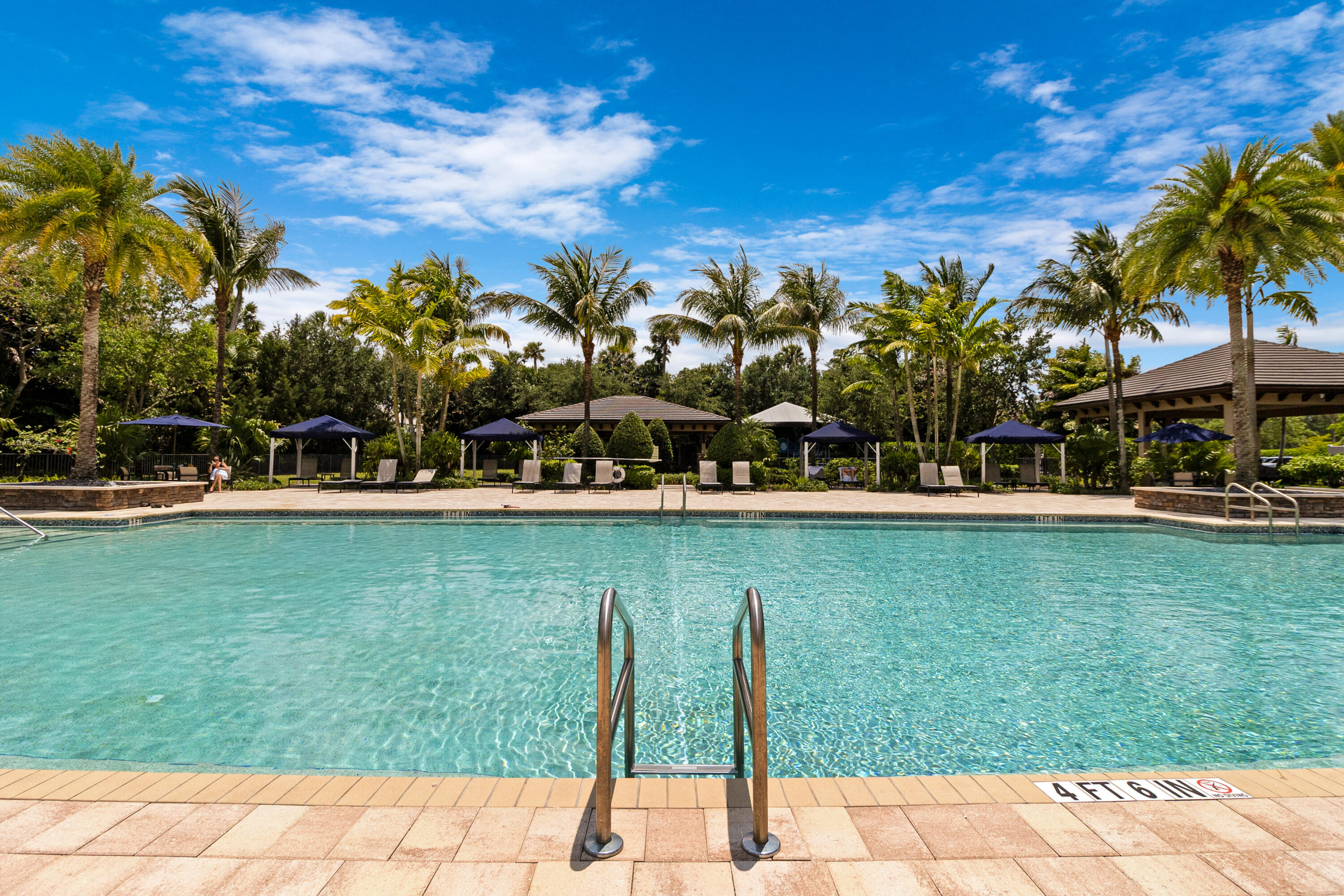 8979 Grand Prix Lane