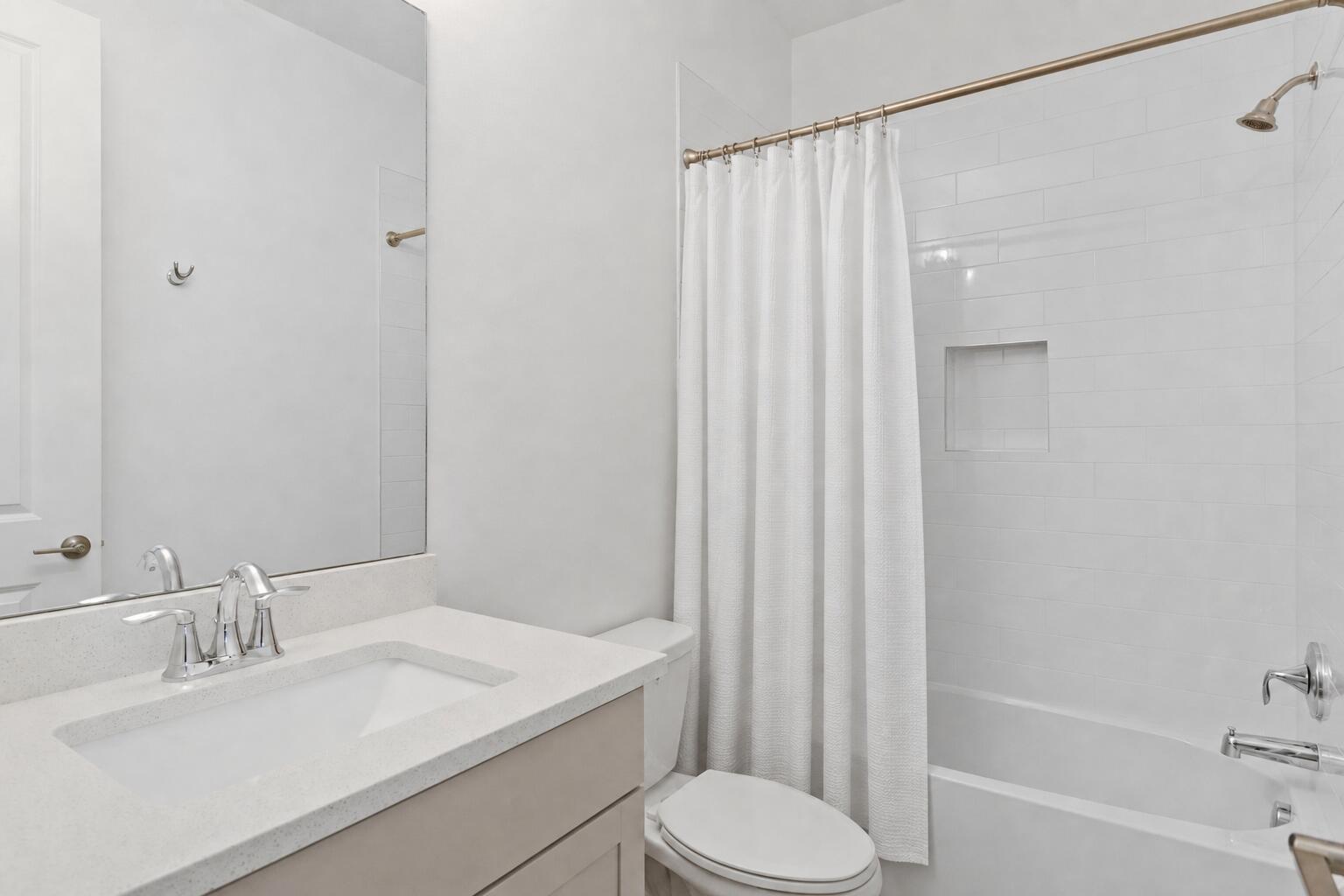 8979 Grand Prix Lane