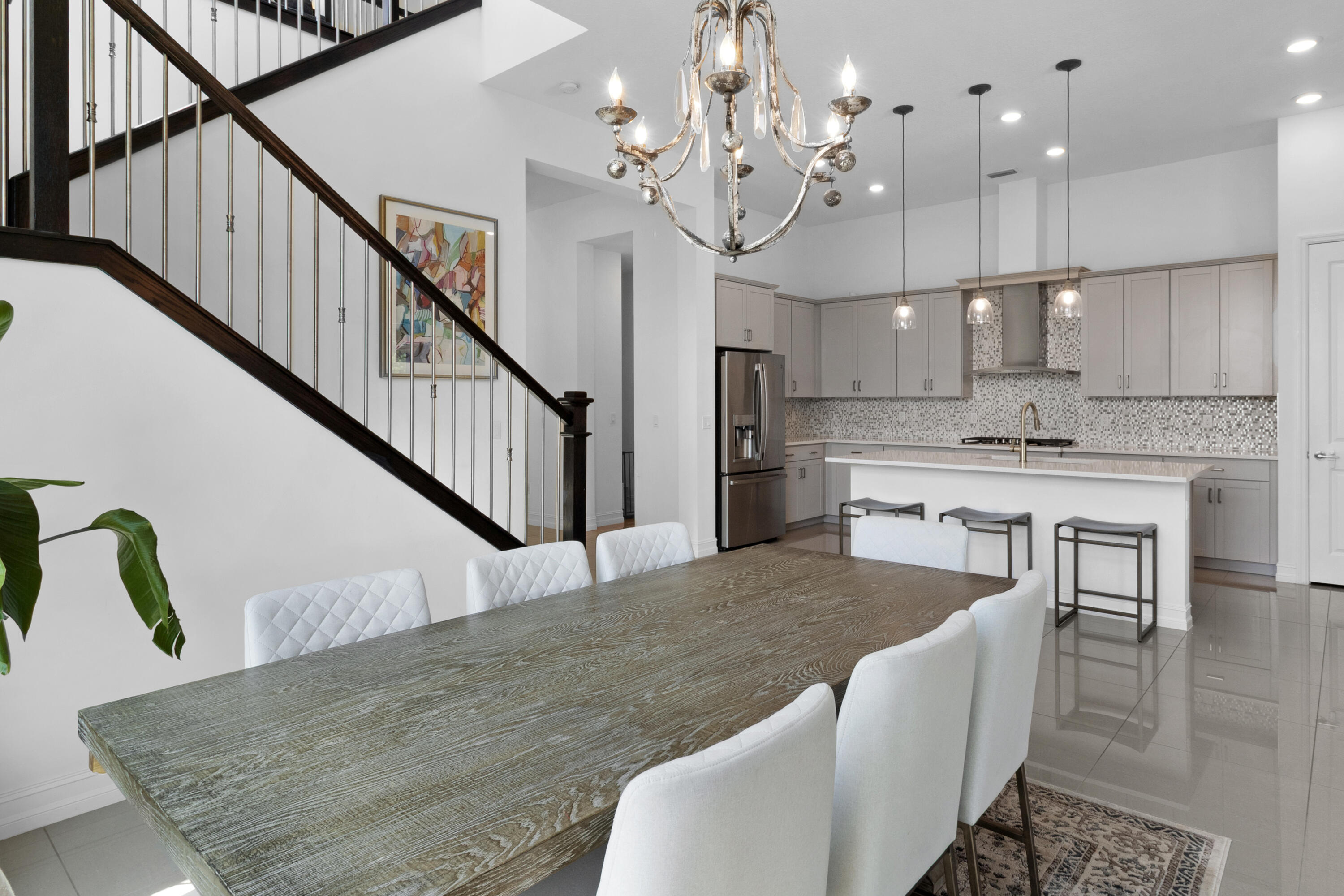 8979 Grand Prix Lane