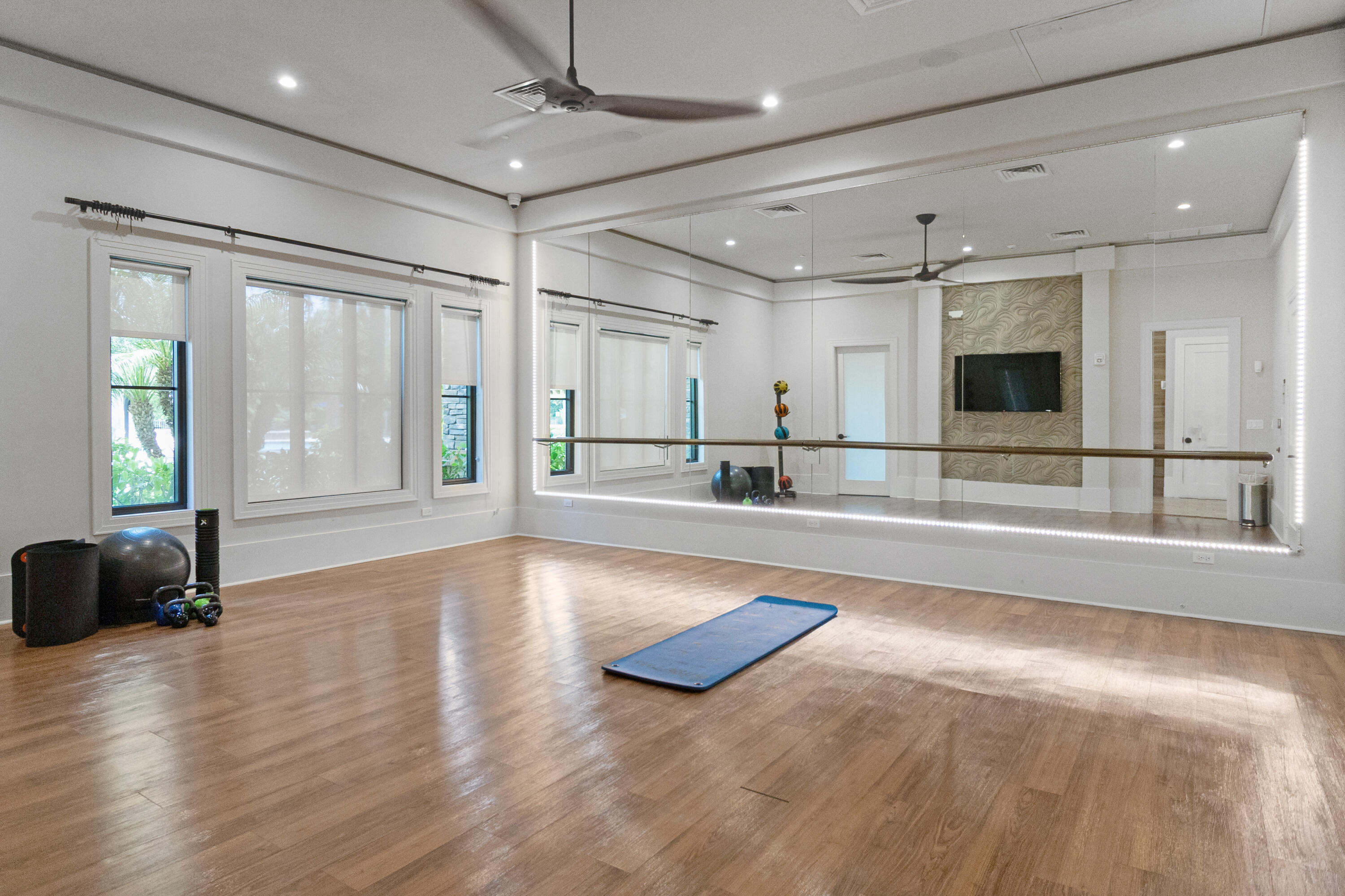 8979 Grand Prix Lane