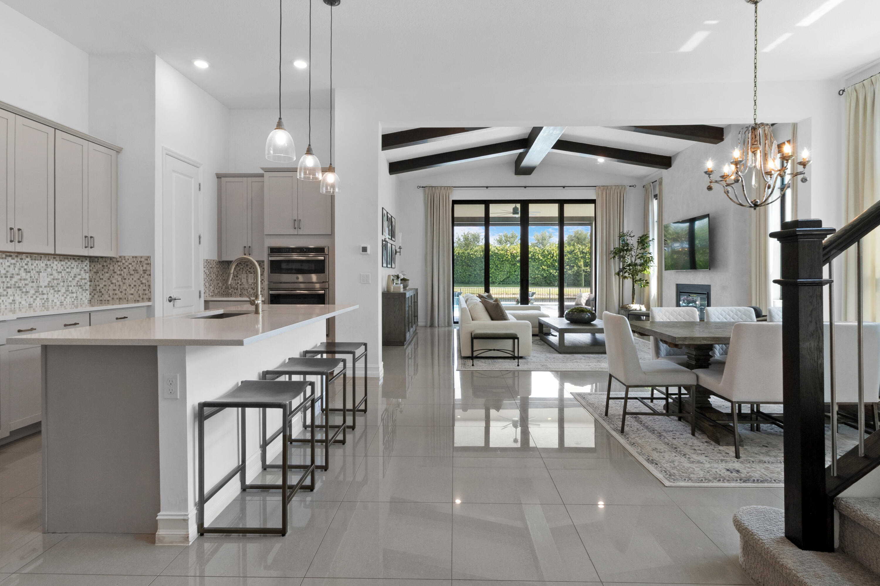 8979 Grand Prix Lane