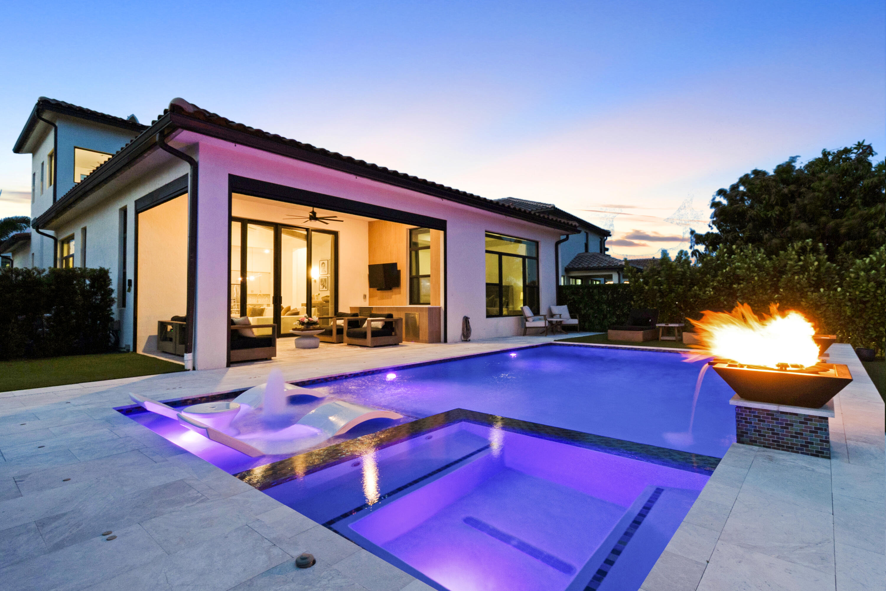 8979 Grand Prix Lane