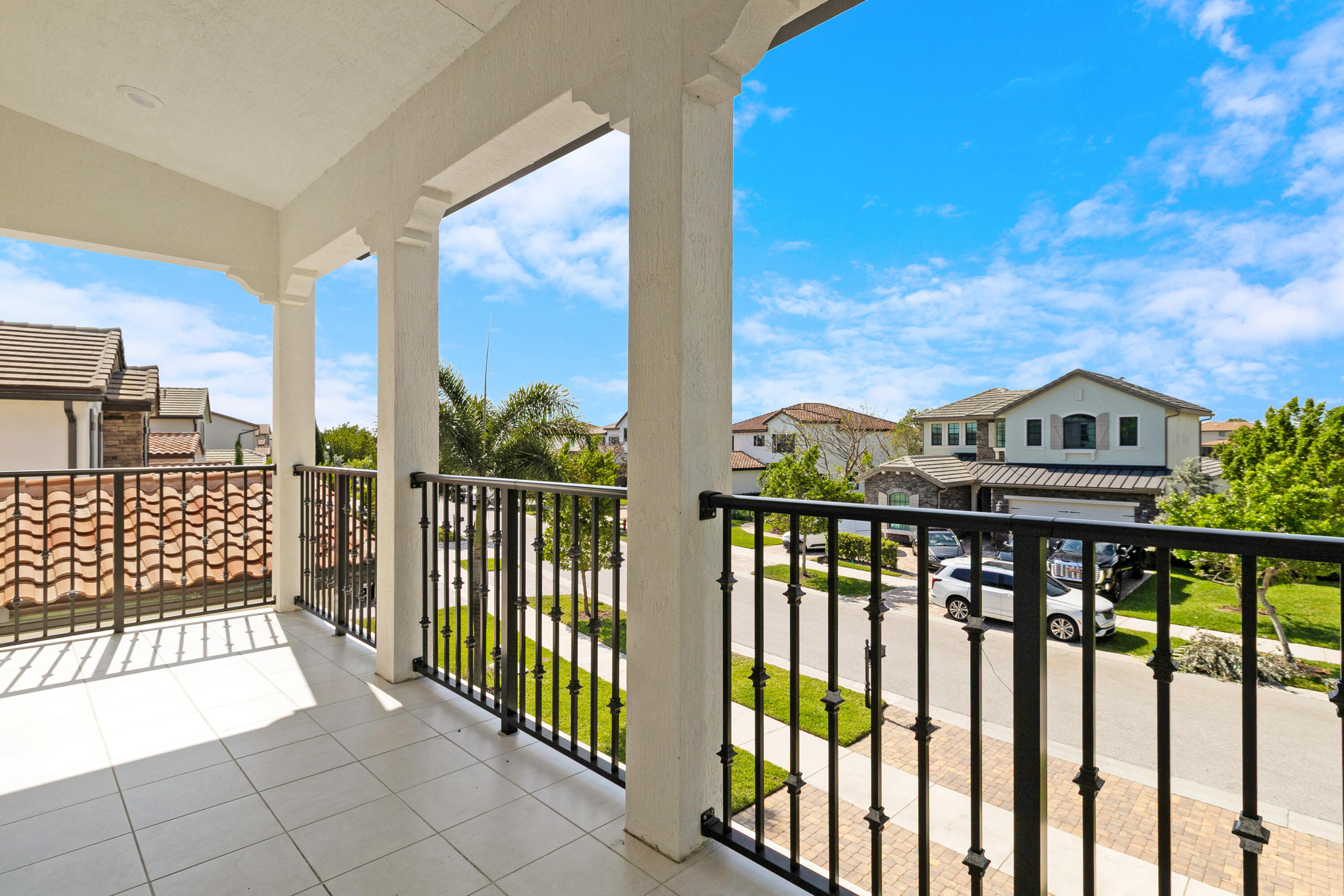 8979 Grand Prix Lane