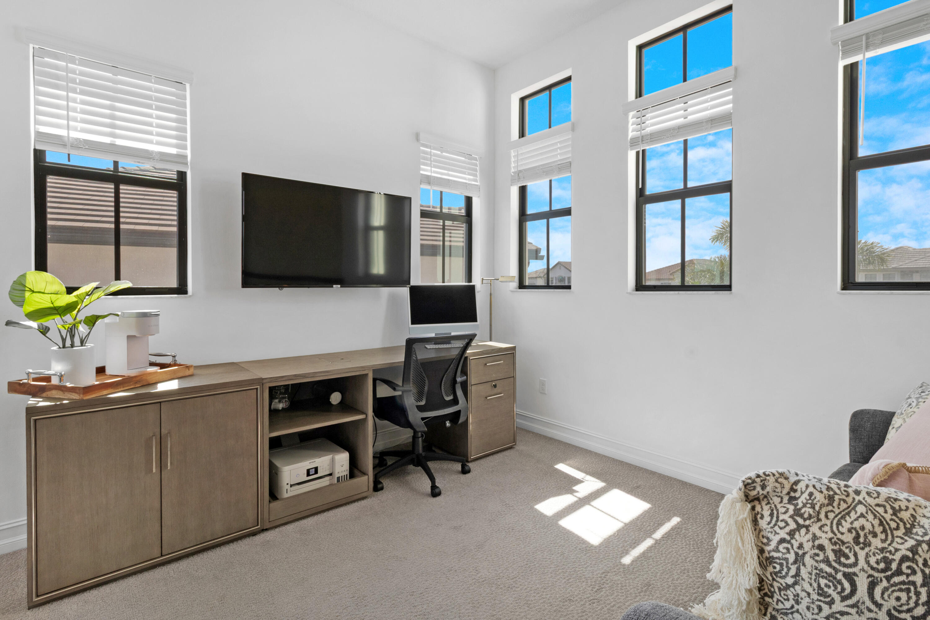 8979 Grand Prix Lane
