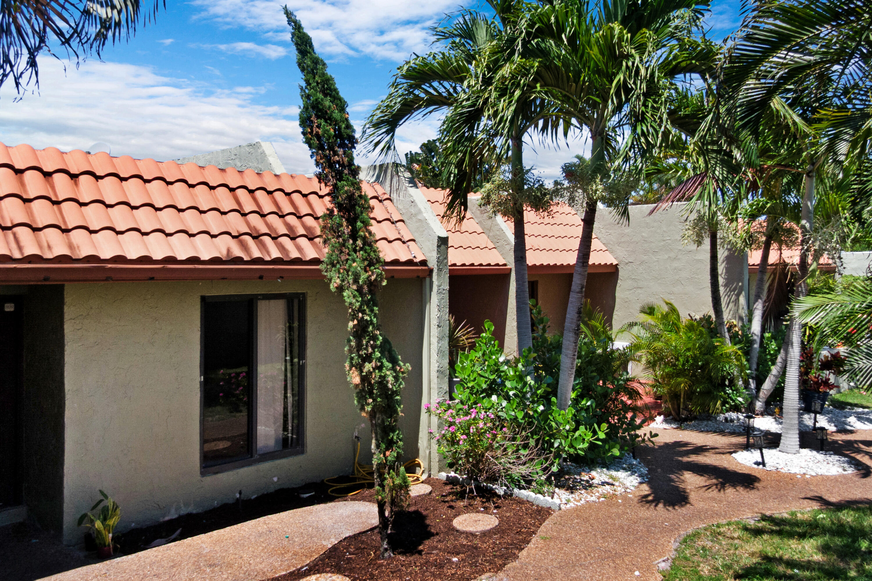153 SE 7th Street G-1
