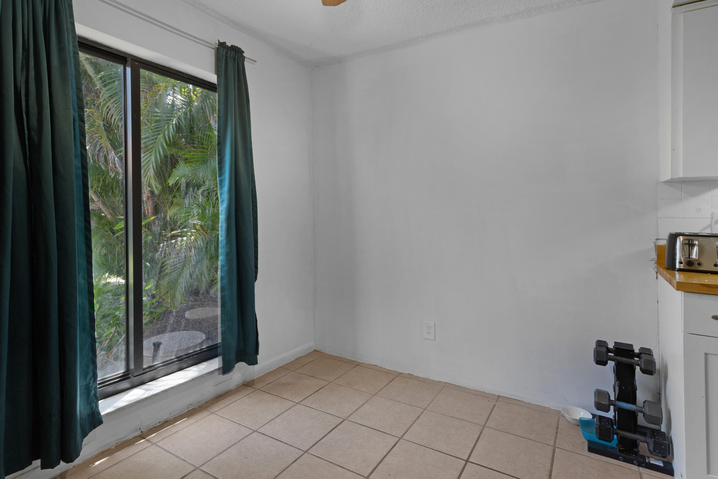 153 SE 7th Street G-1