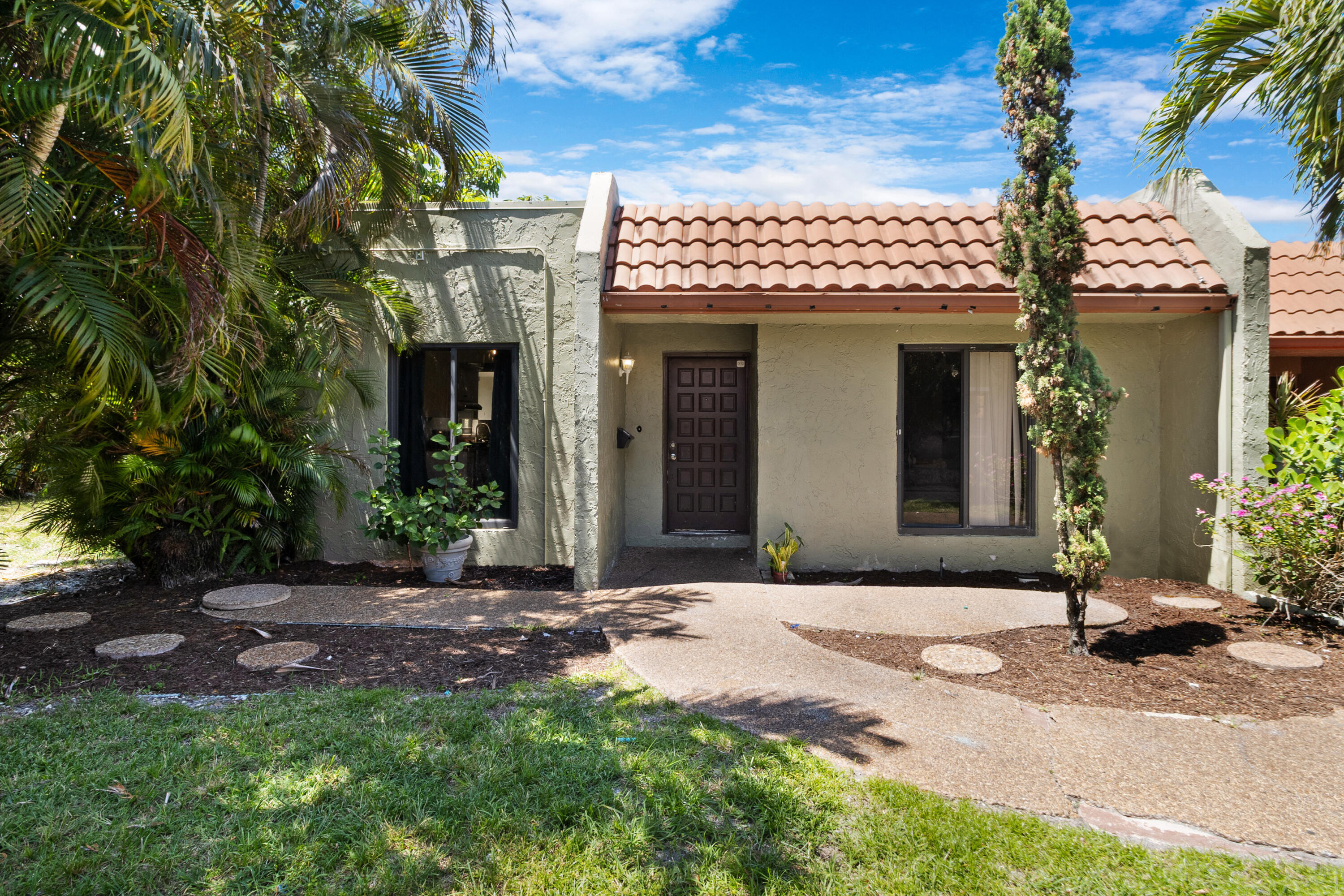 153 SE 7th Street G-1