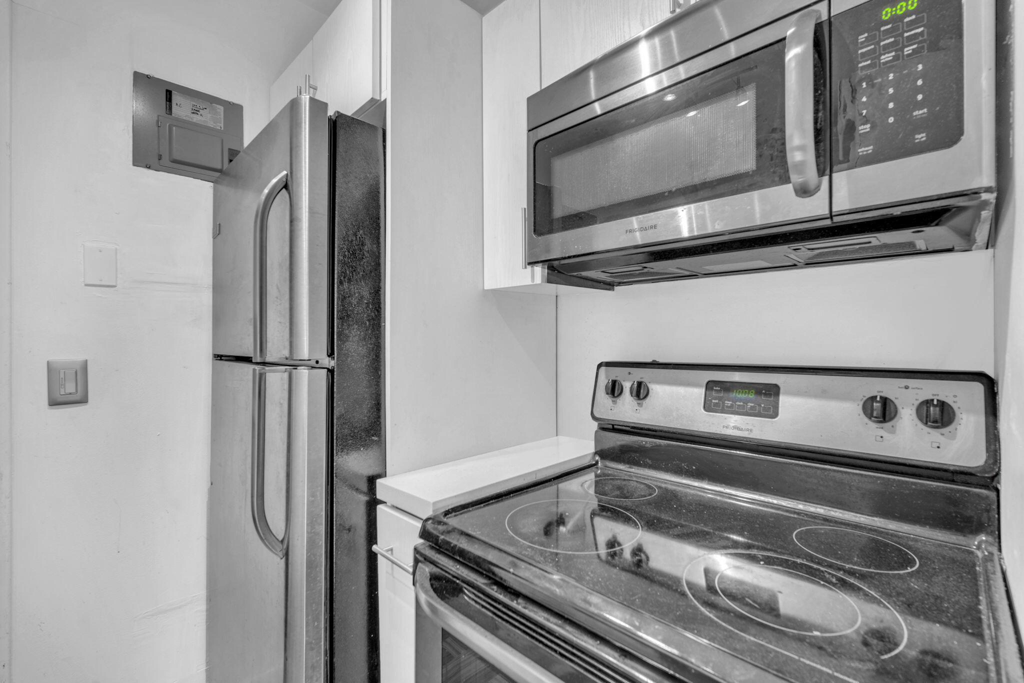 1851 NE 62nd Street 608