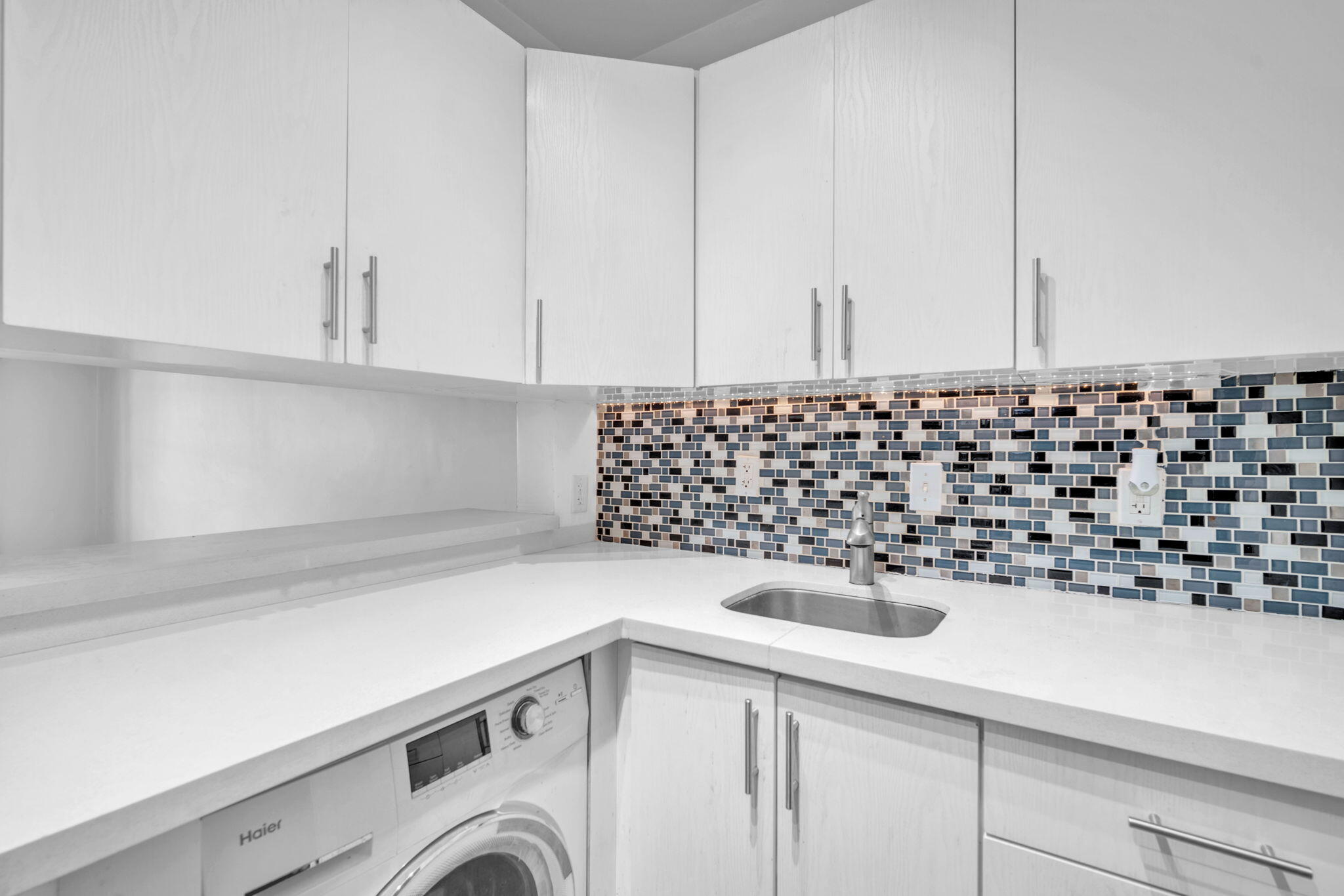 1851 NE 62nd Street 608