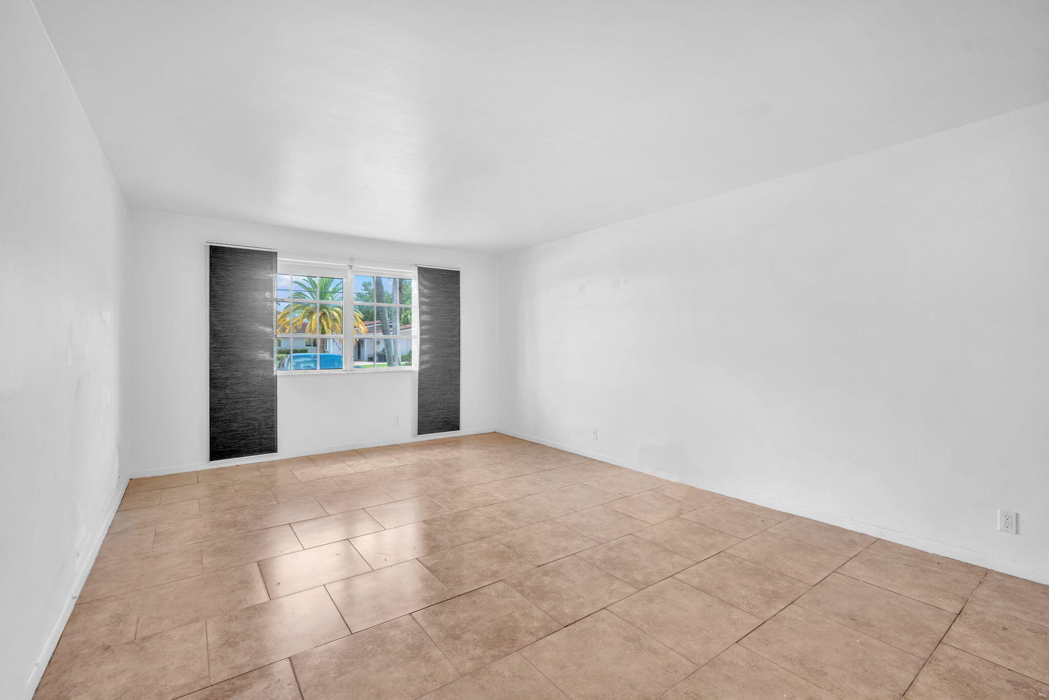 1851 NE 62nd Street 608