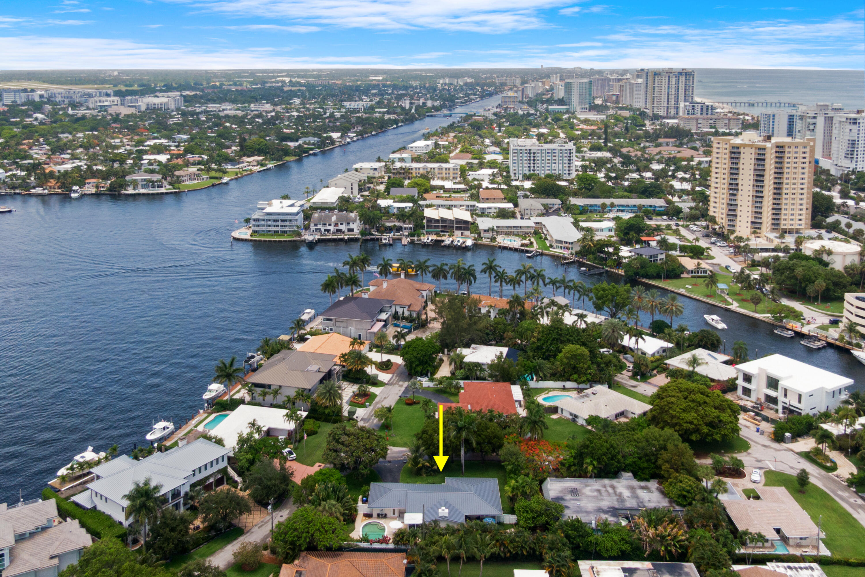 3240 Lakeview Drive