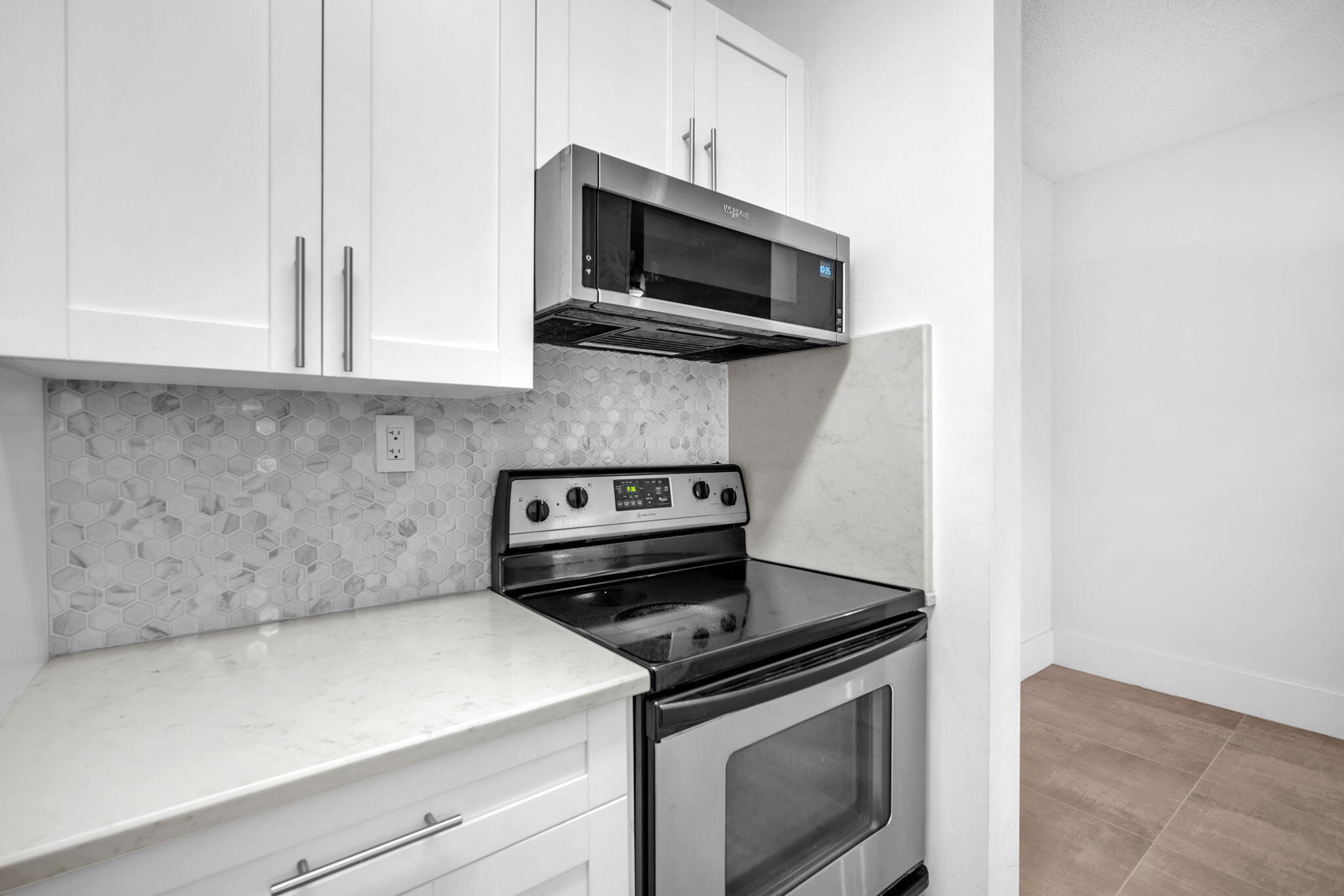 671 Cypress Lake Boulevard L21