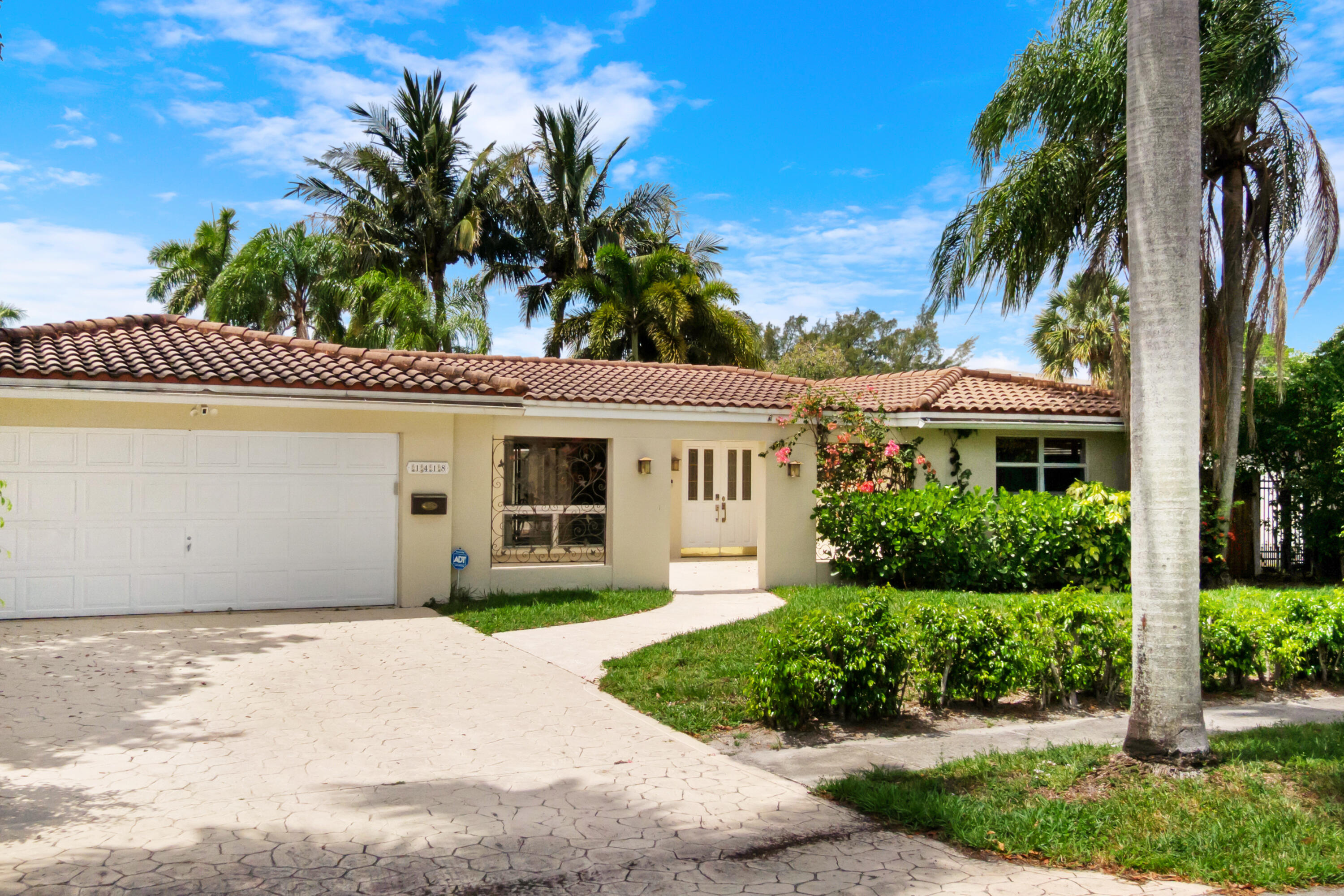 1418 NE 57th Place