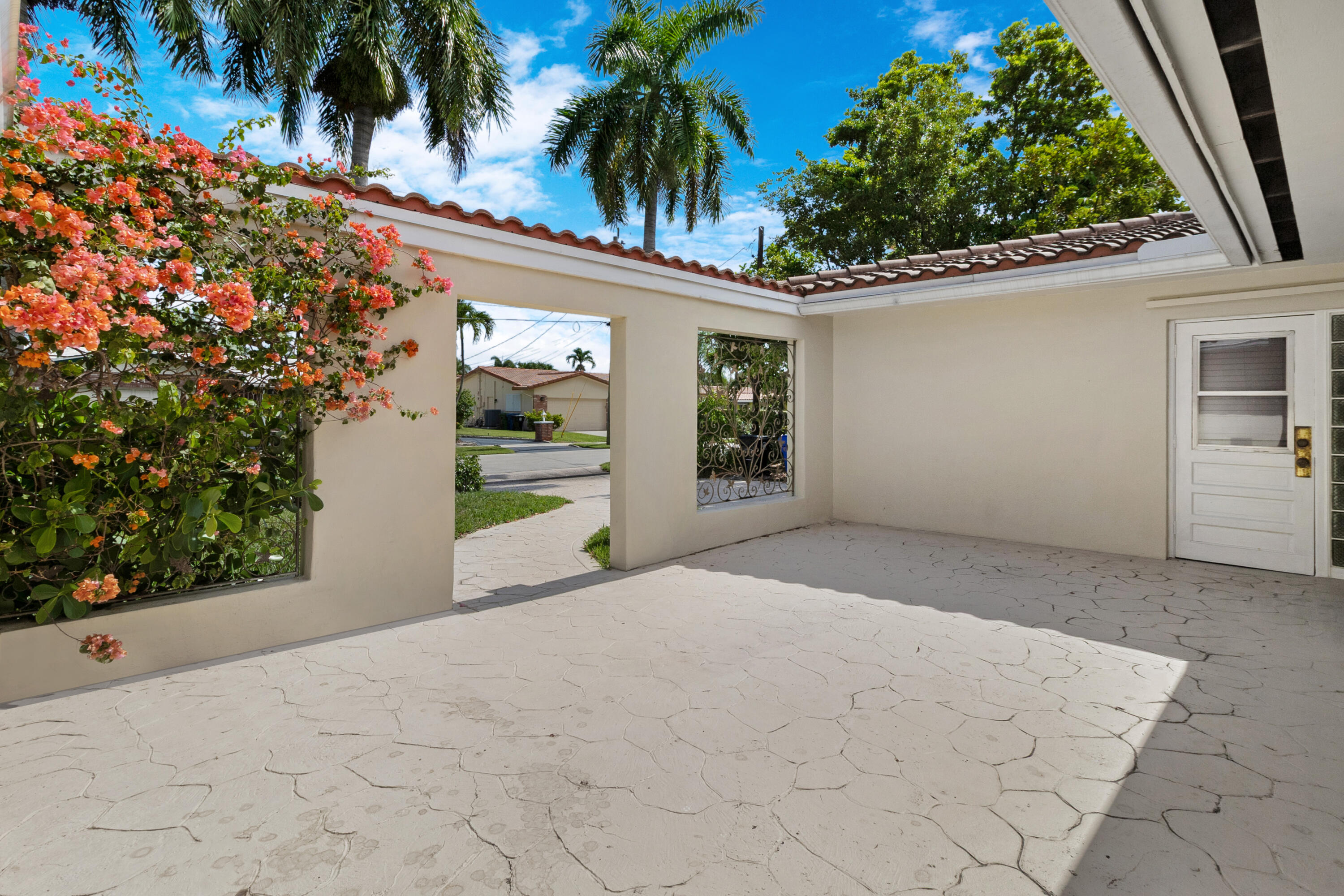 1418 NE 57th Place