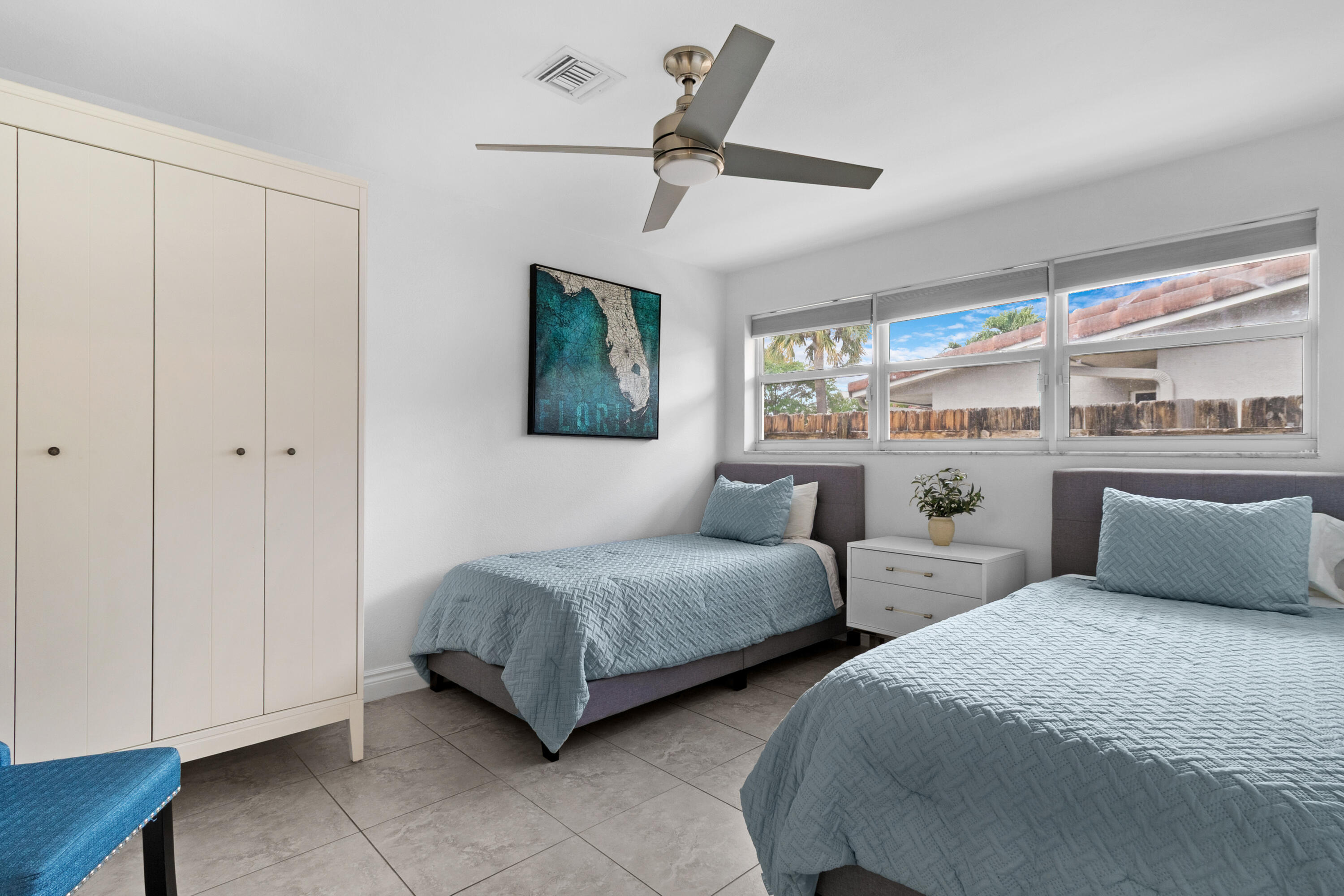 1418 NE 57th Place