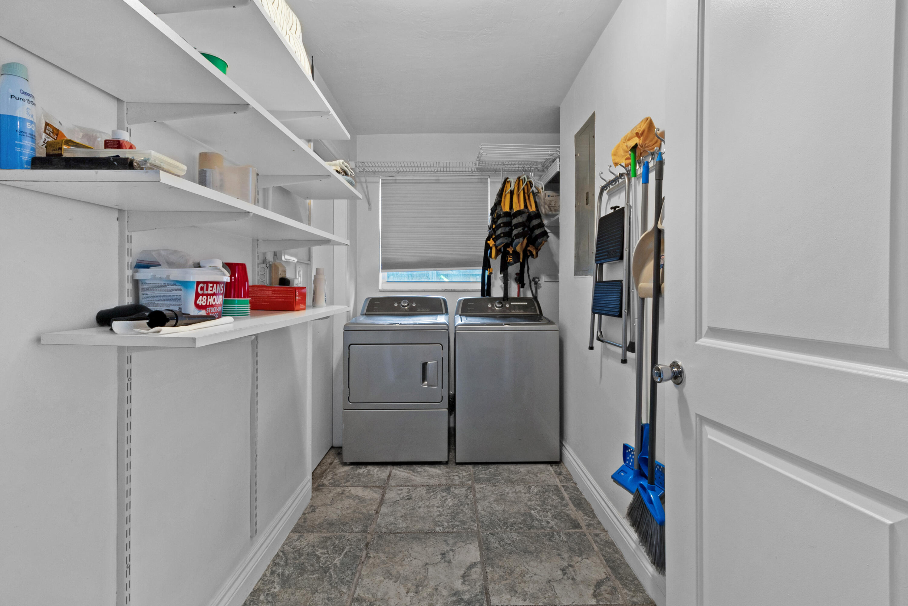 1418 NE 57th Place