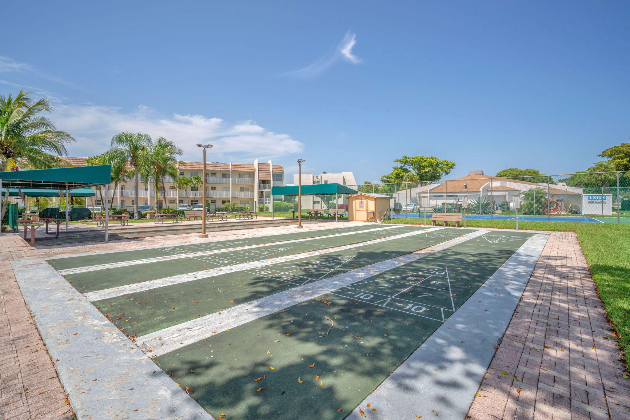6870 Royal Palm Boulevard 202m