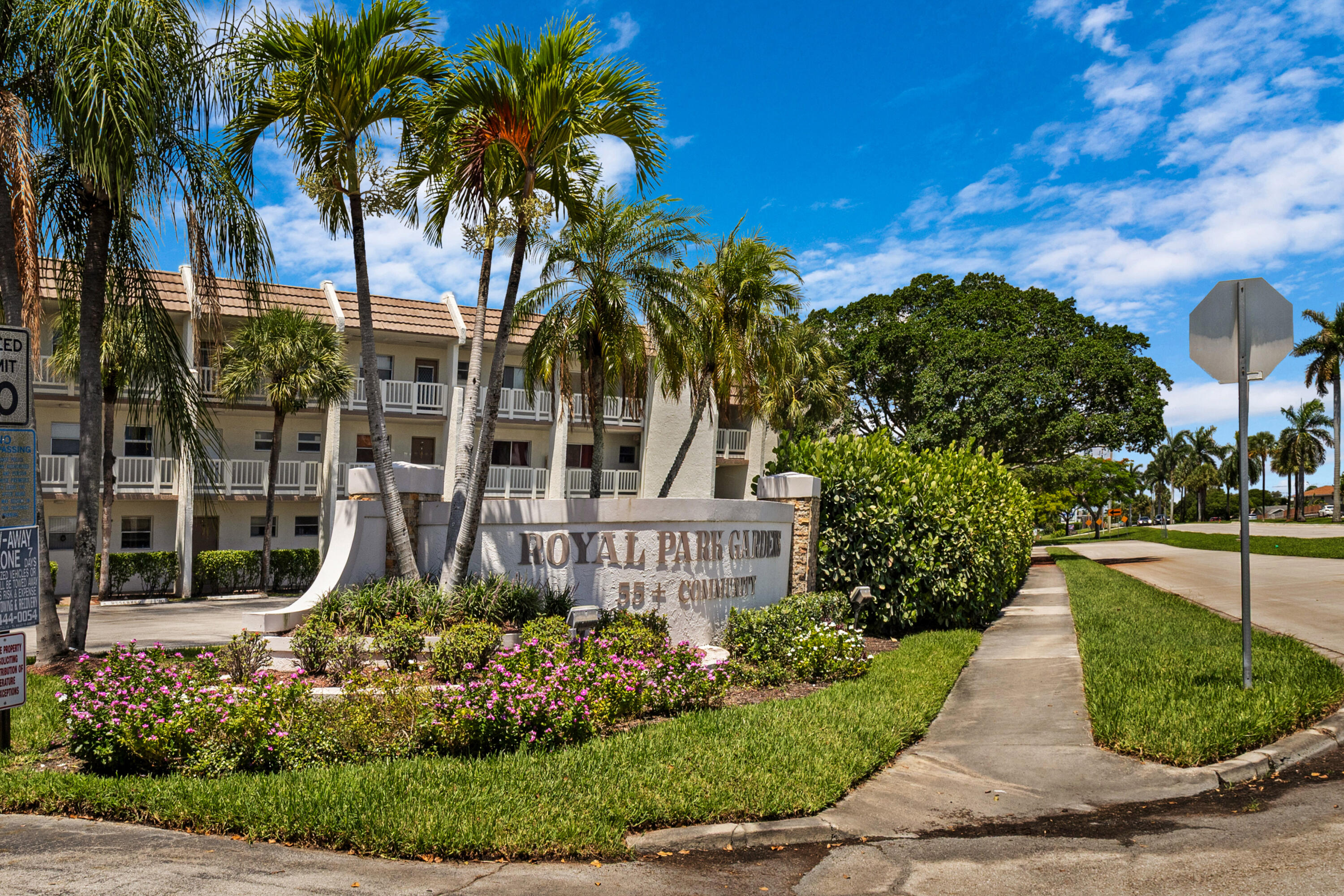 6870 Royal Palm Boulevard 202m