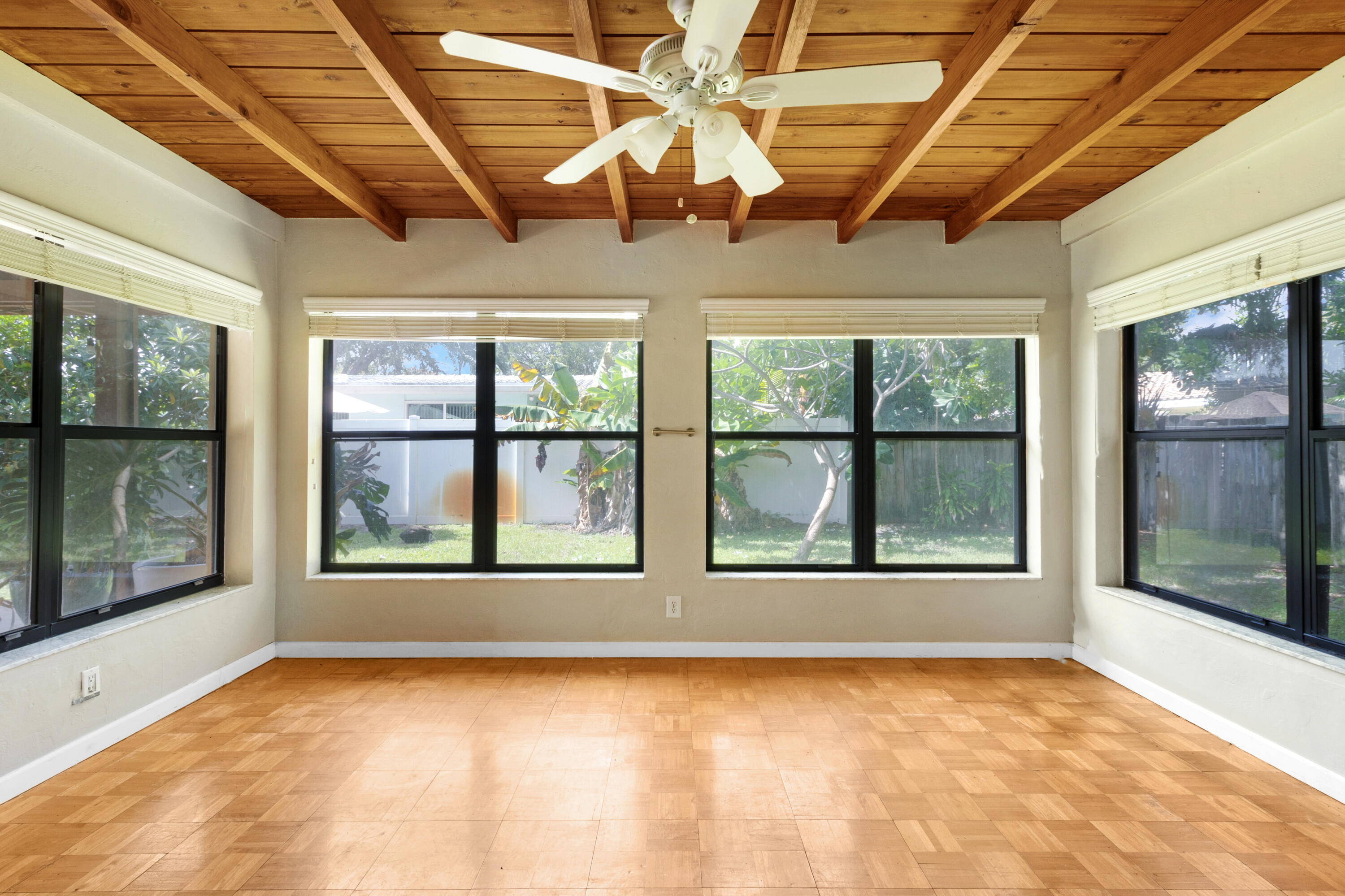 2020 NE 52ND Court