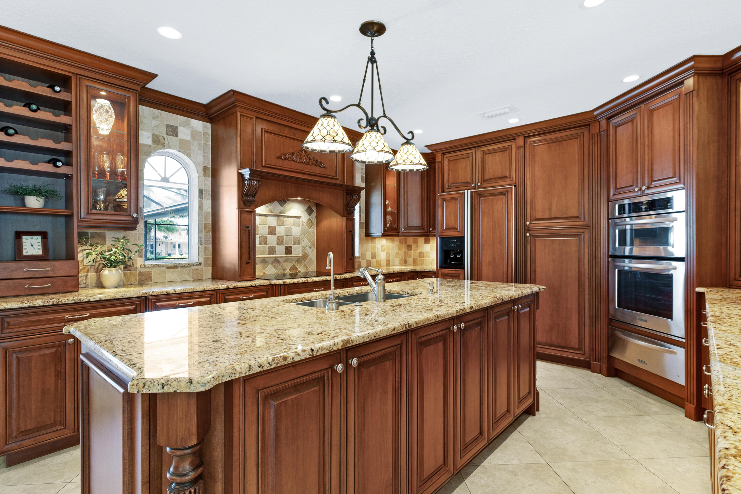 2700 NE 23RD Street