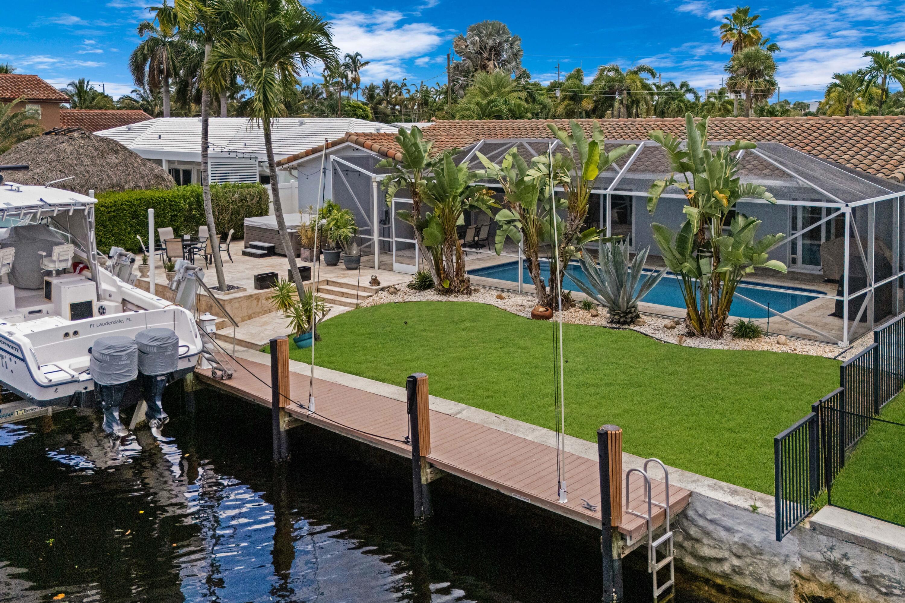 611 SE 9TH Avenue
