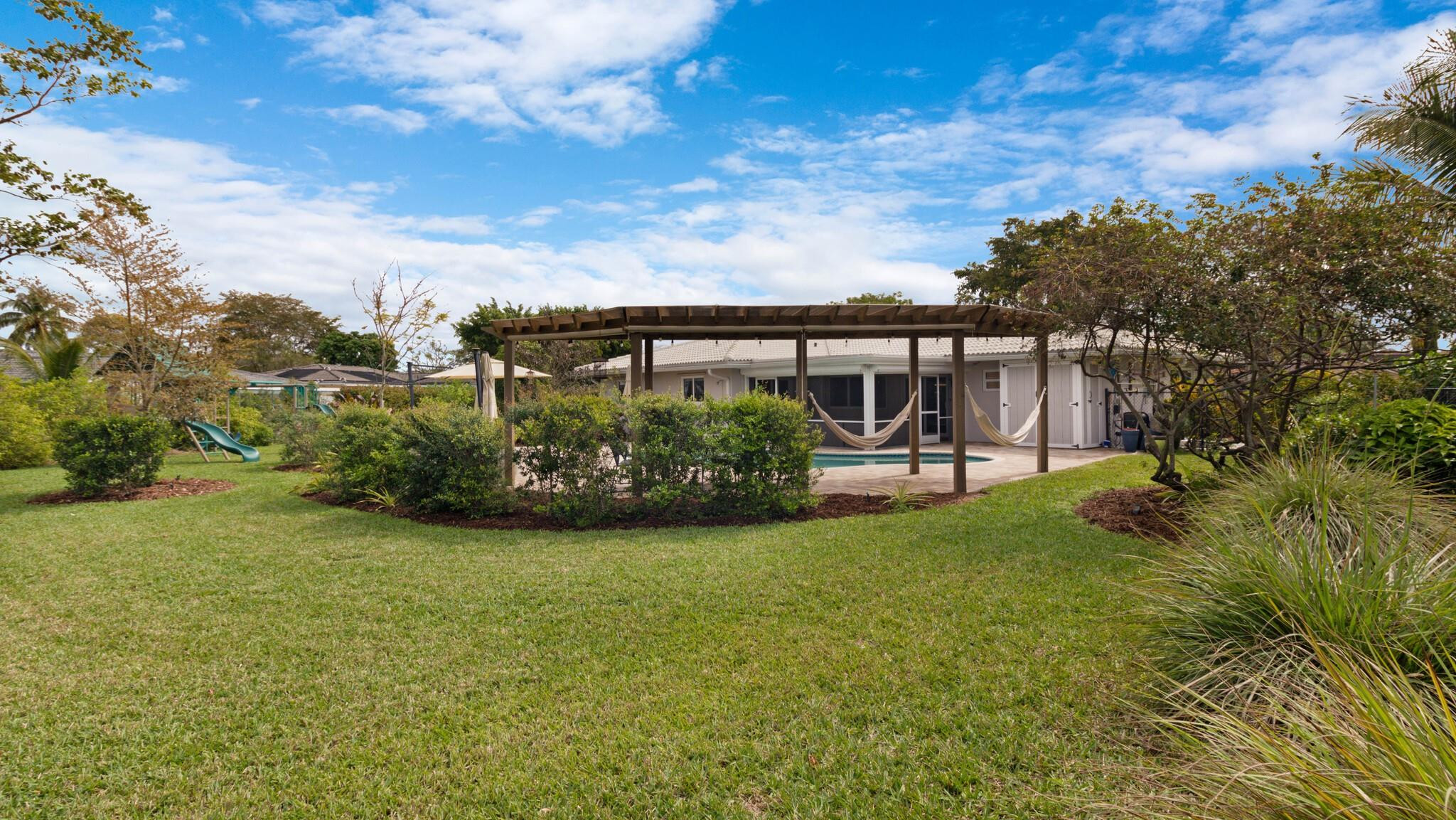 10405 NW 39th Mnr