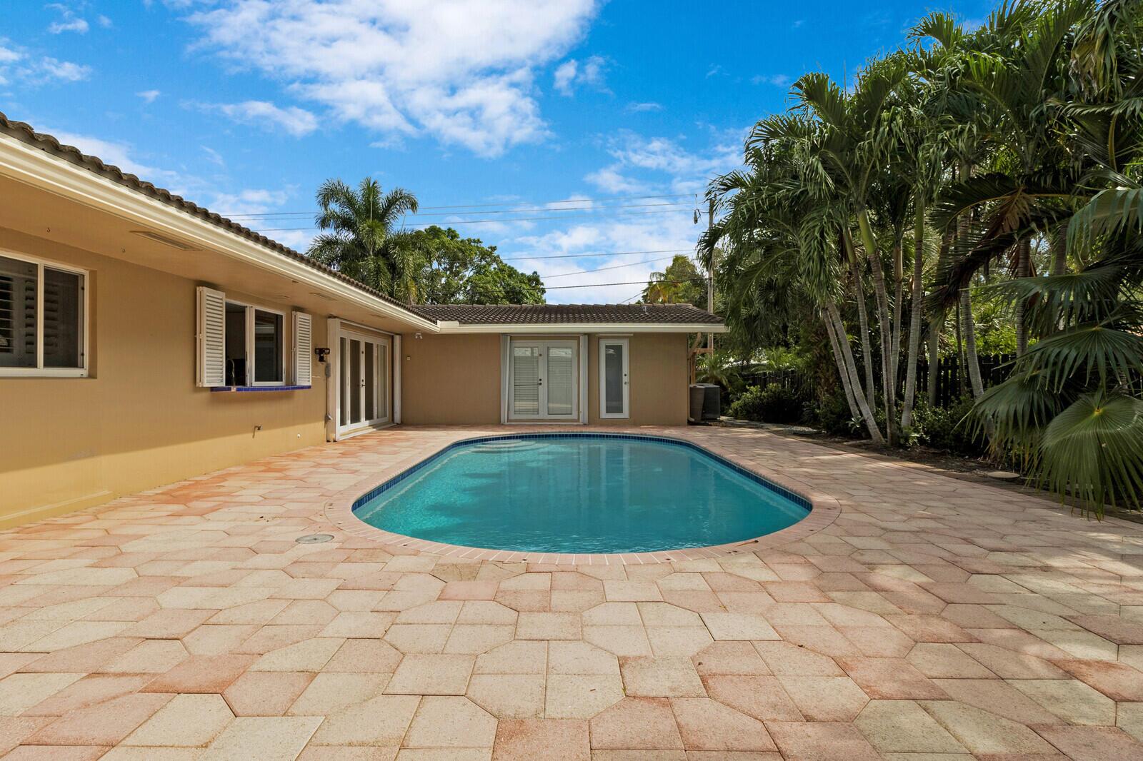 2132 NE 63rd Street