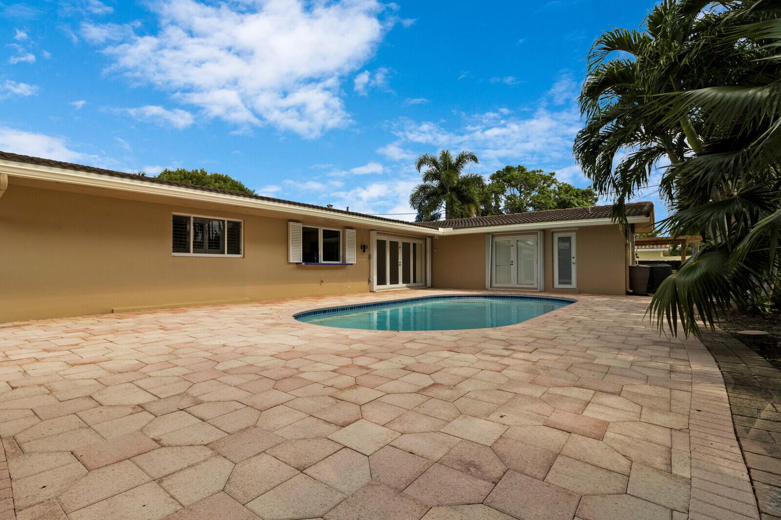 2132 NE 63rd Street