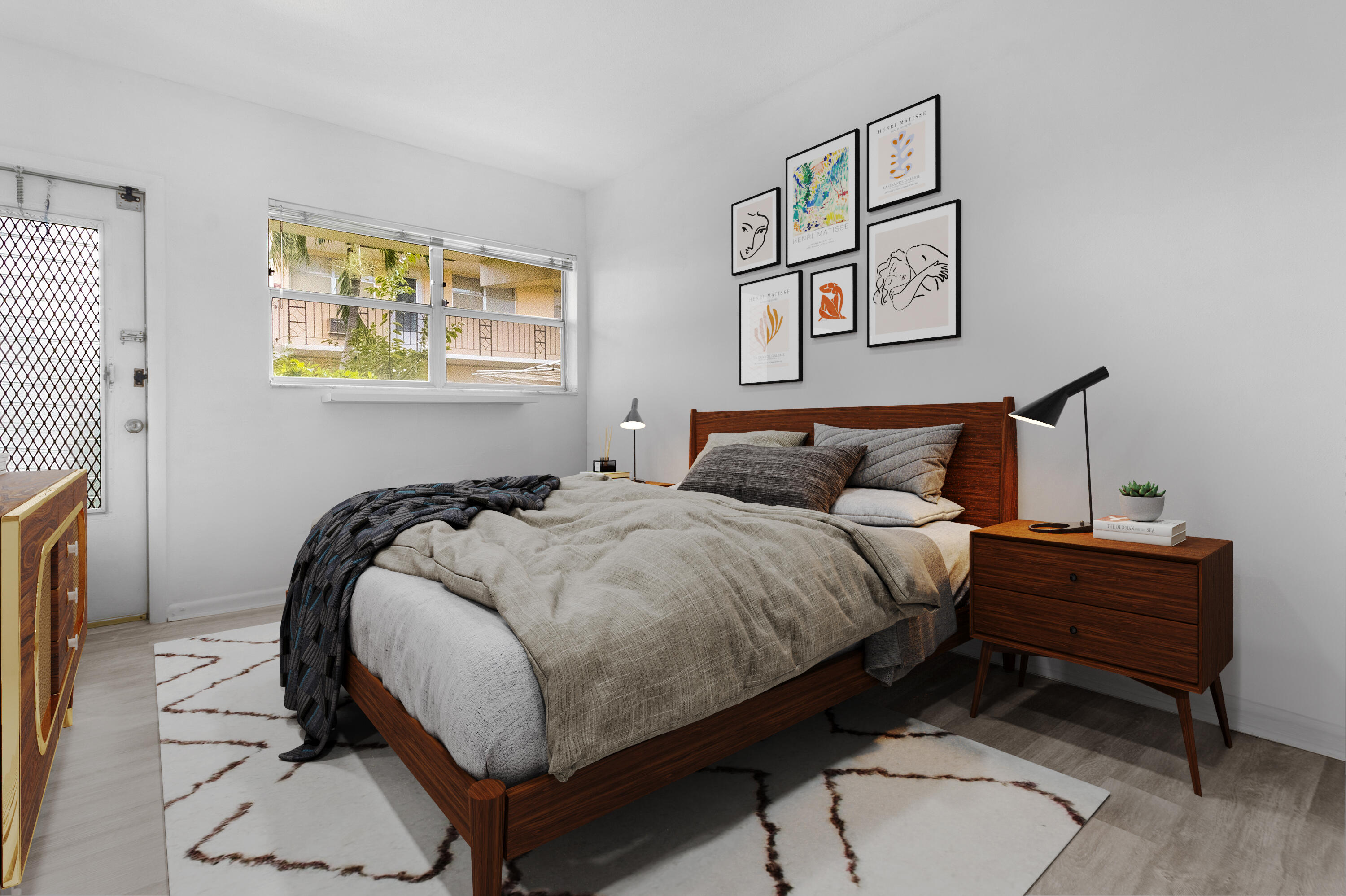 2124 NE 56th Court 102