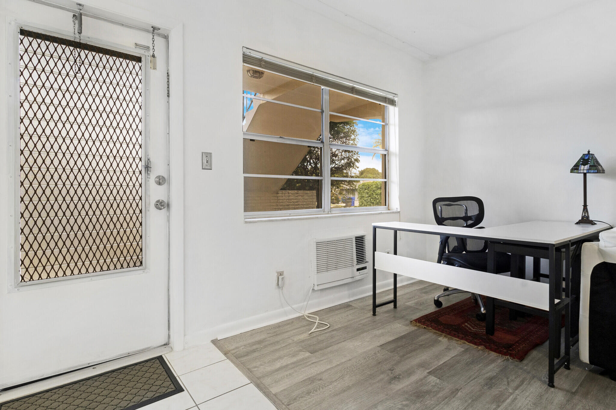 2124 NE 56th Court 102