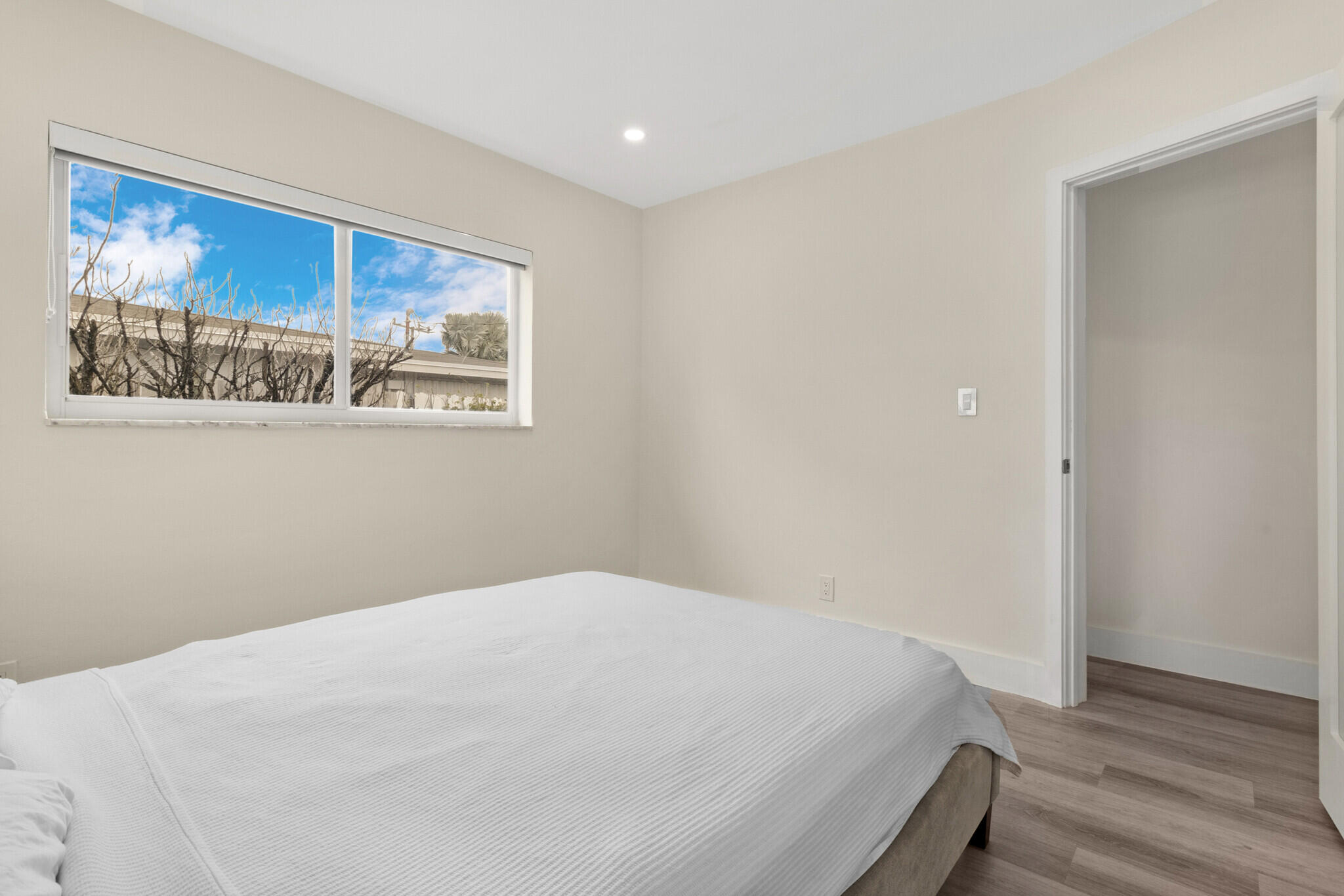 2182 NE 59th Court