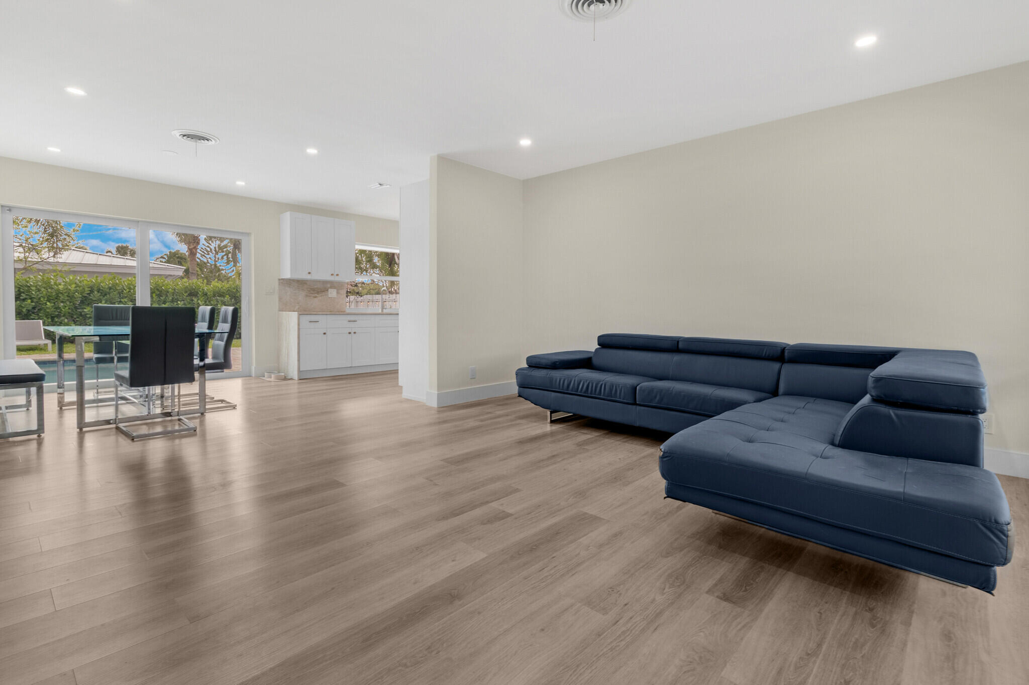 2182 NE 59th Court