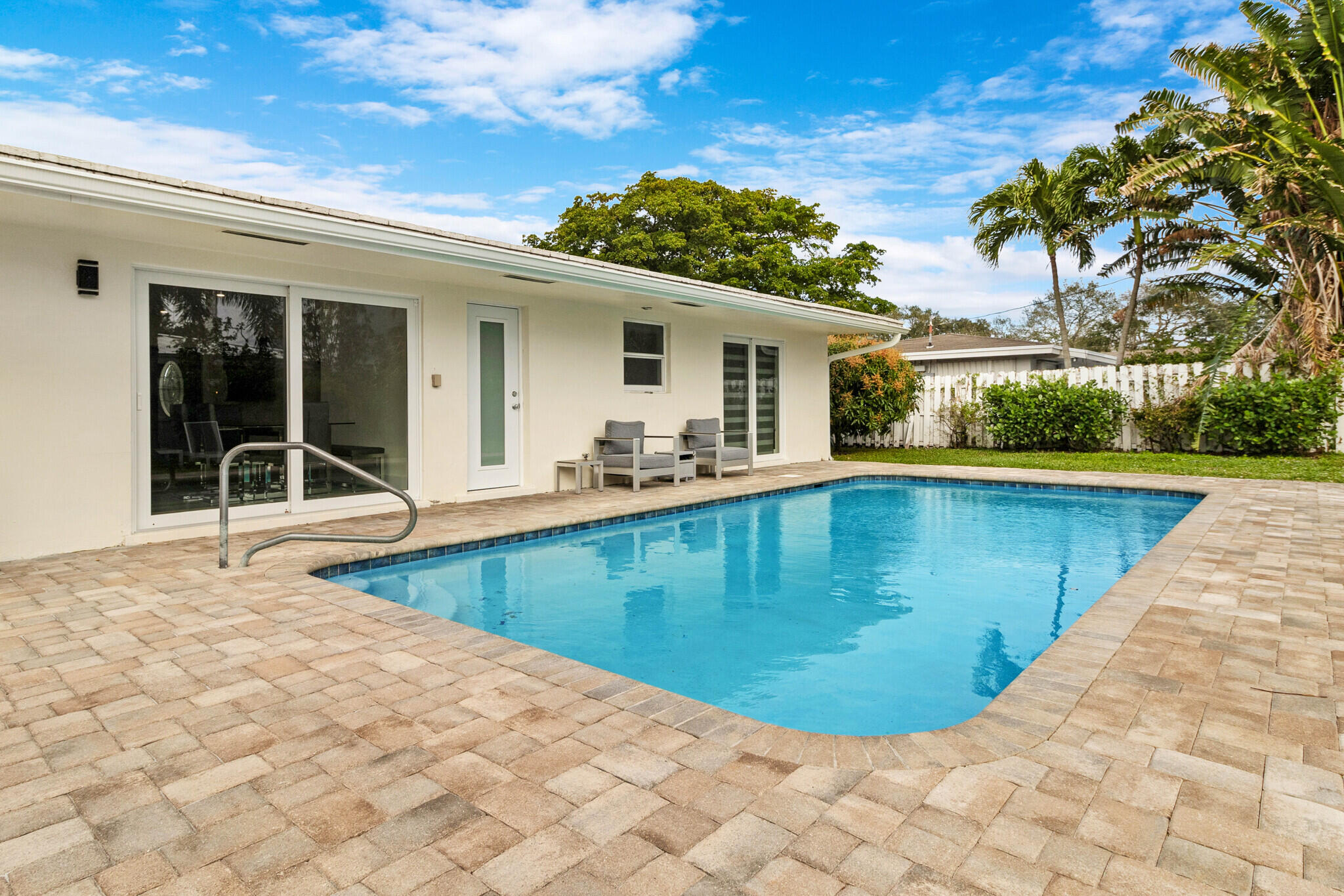 2182 NE 59th Court