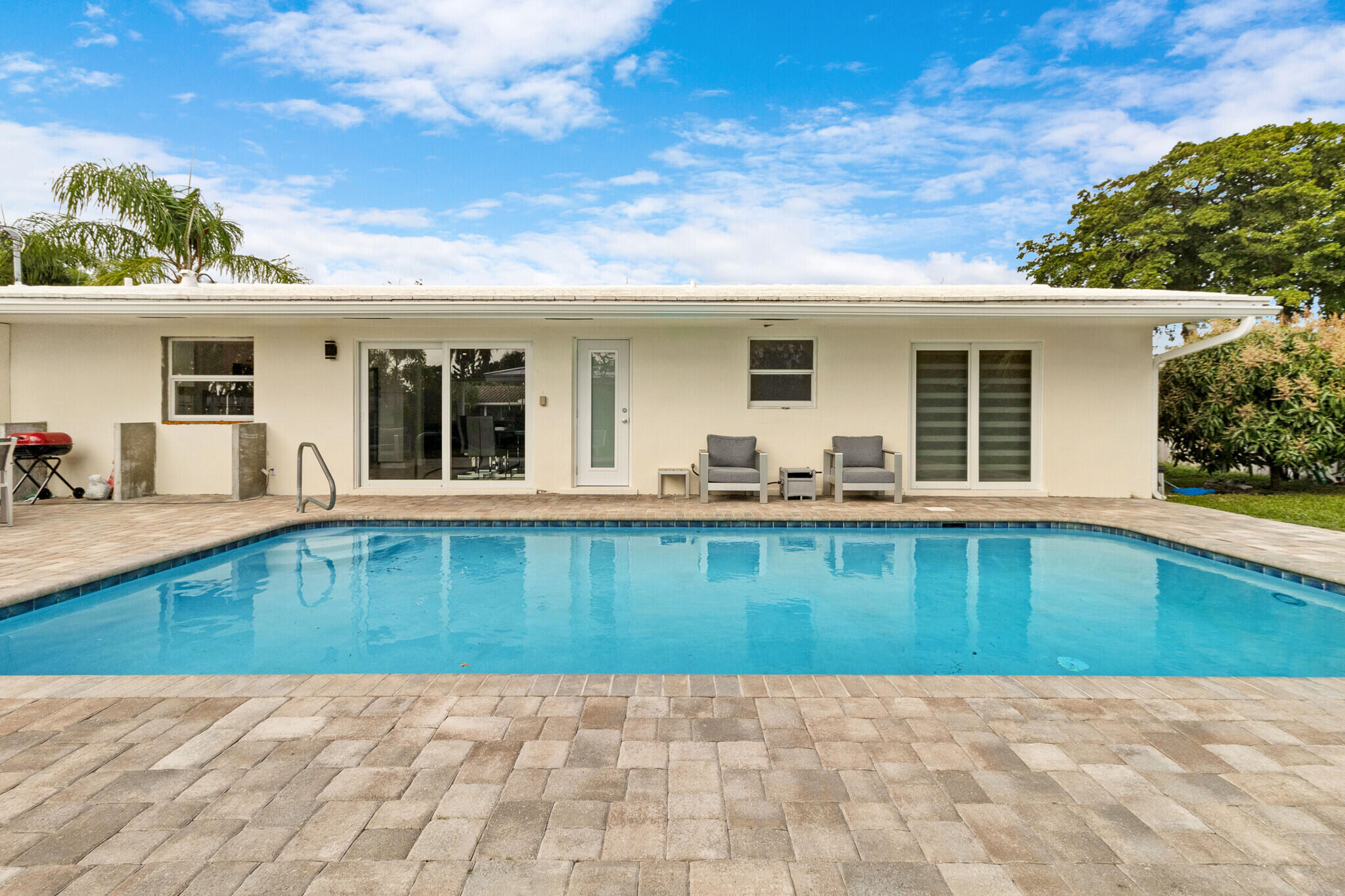 2182 NE 59th Court