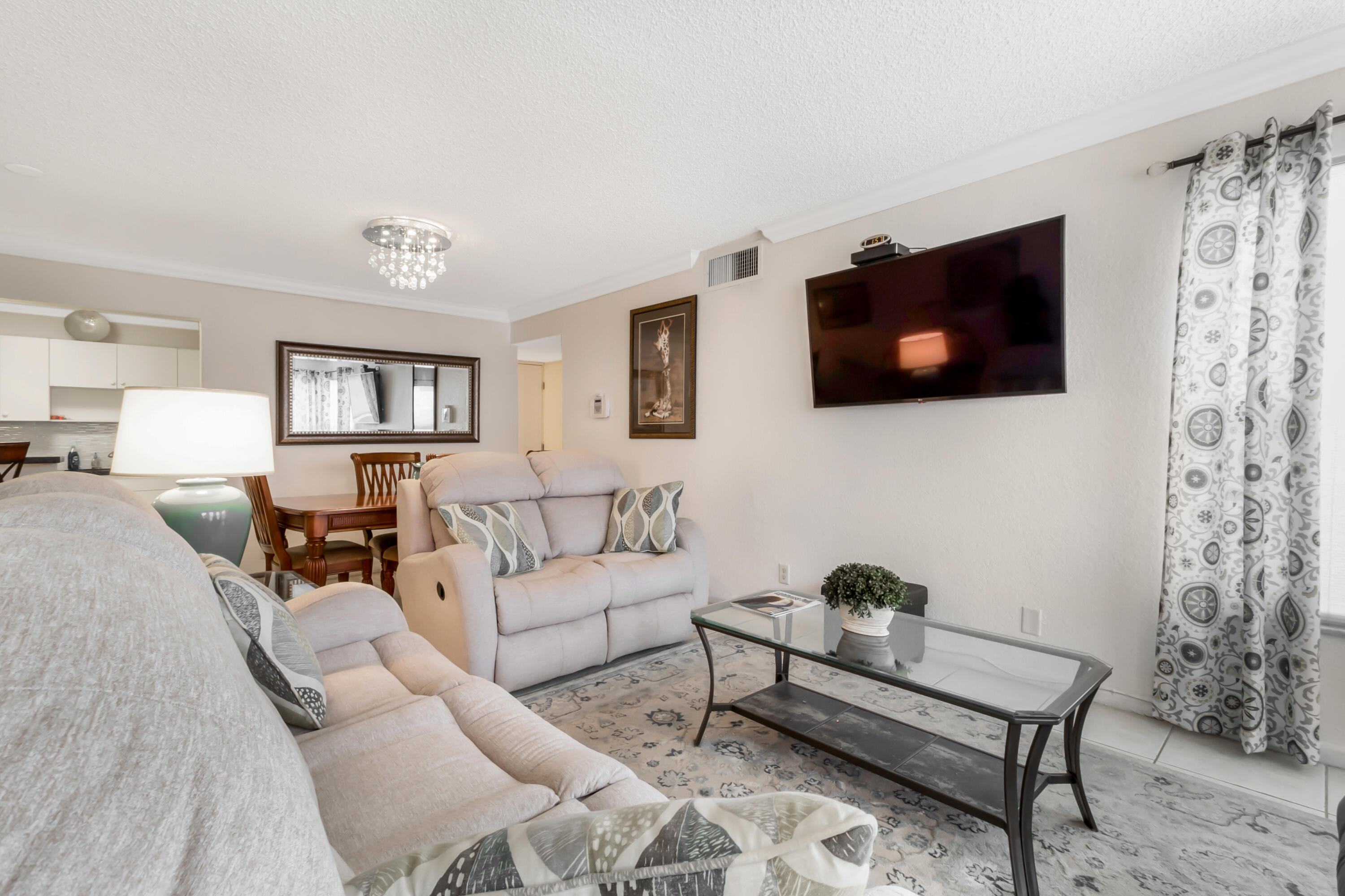 760 SE 2nd Avenue H106