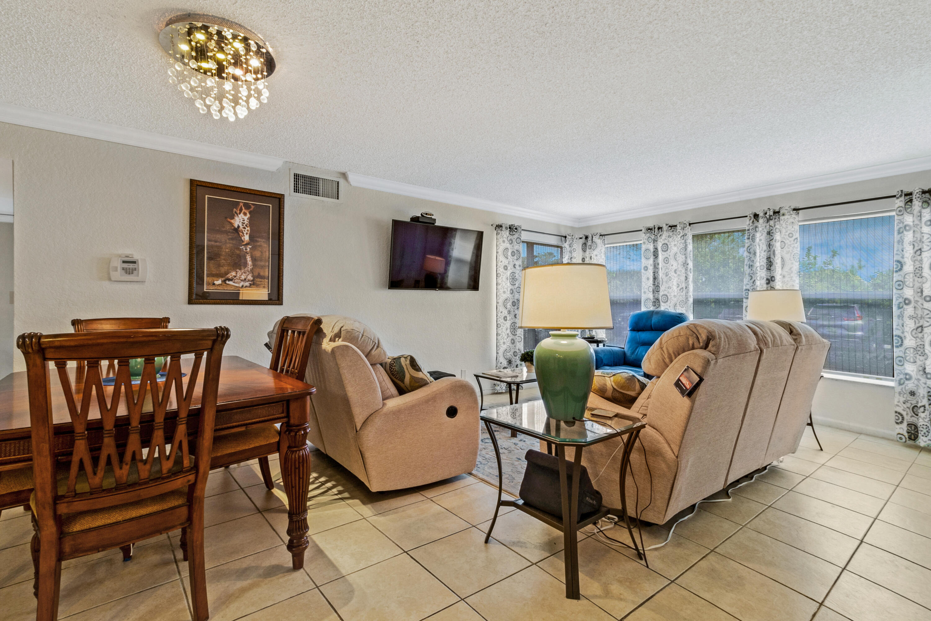 760 SE 2nd Avenue H106