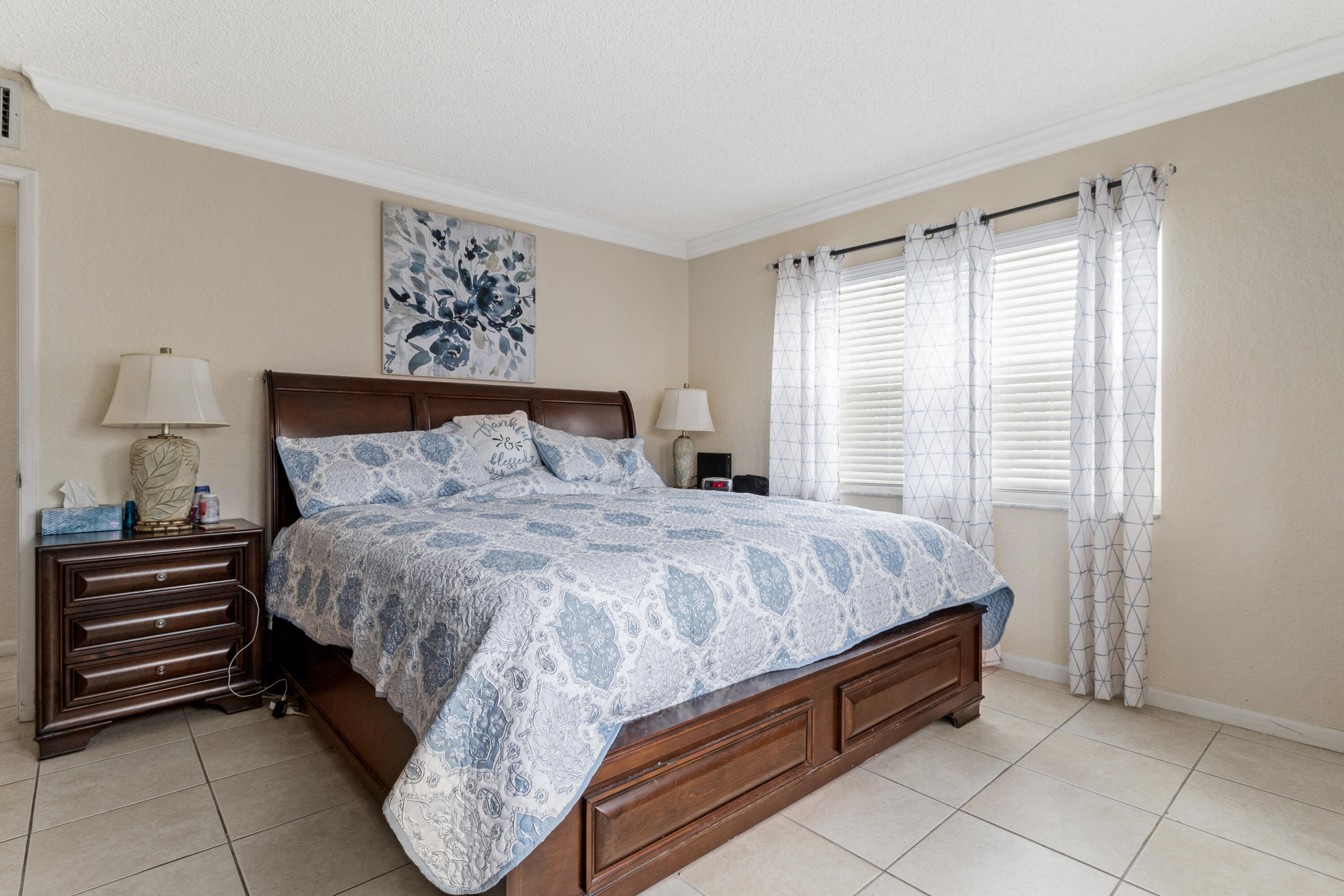 760 SE 2nd Avenue H106