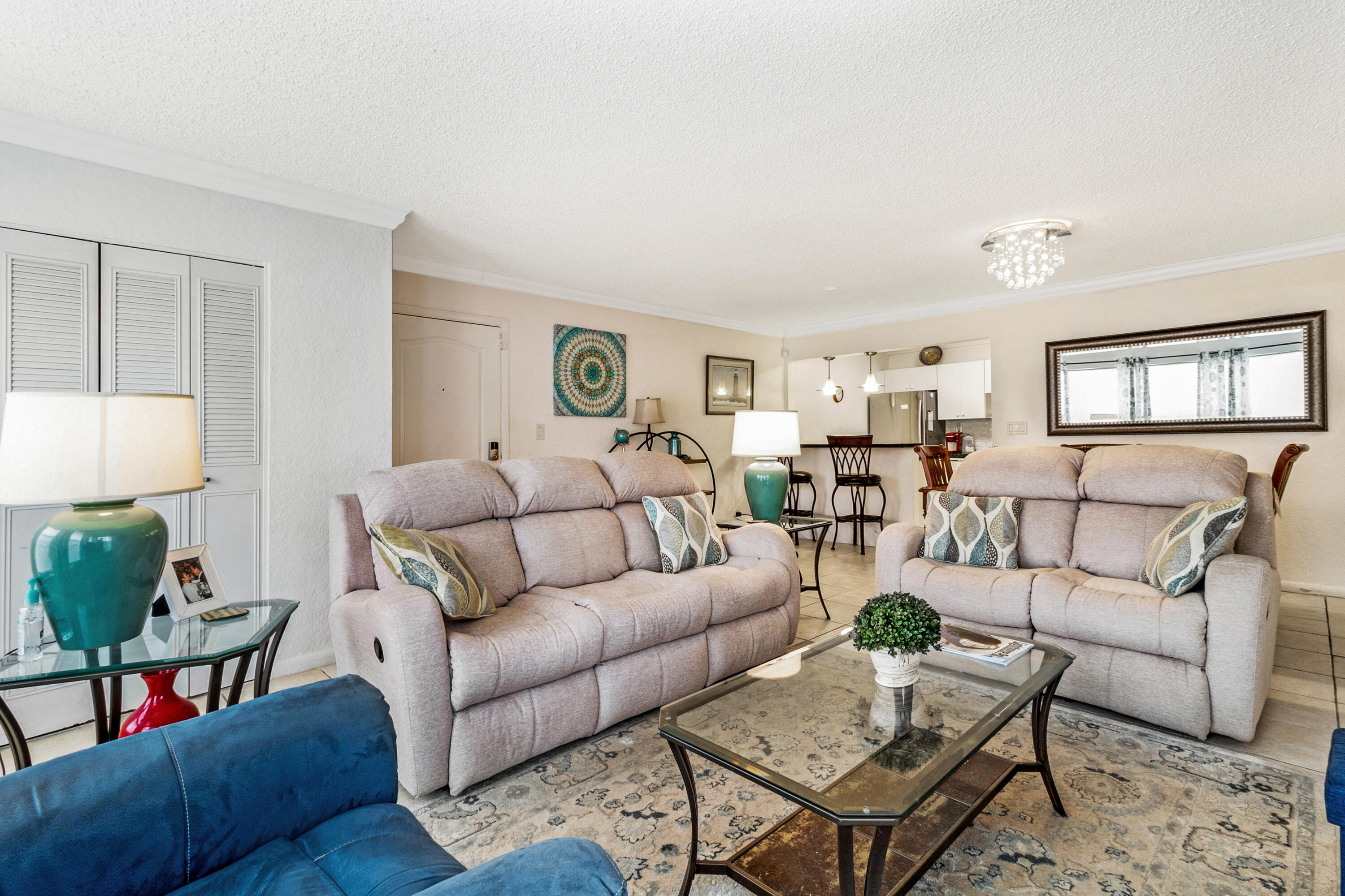 760 SE 2nd Avenue H106