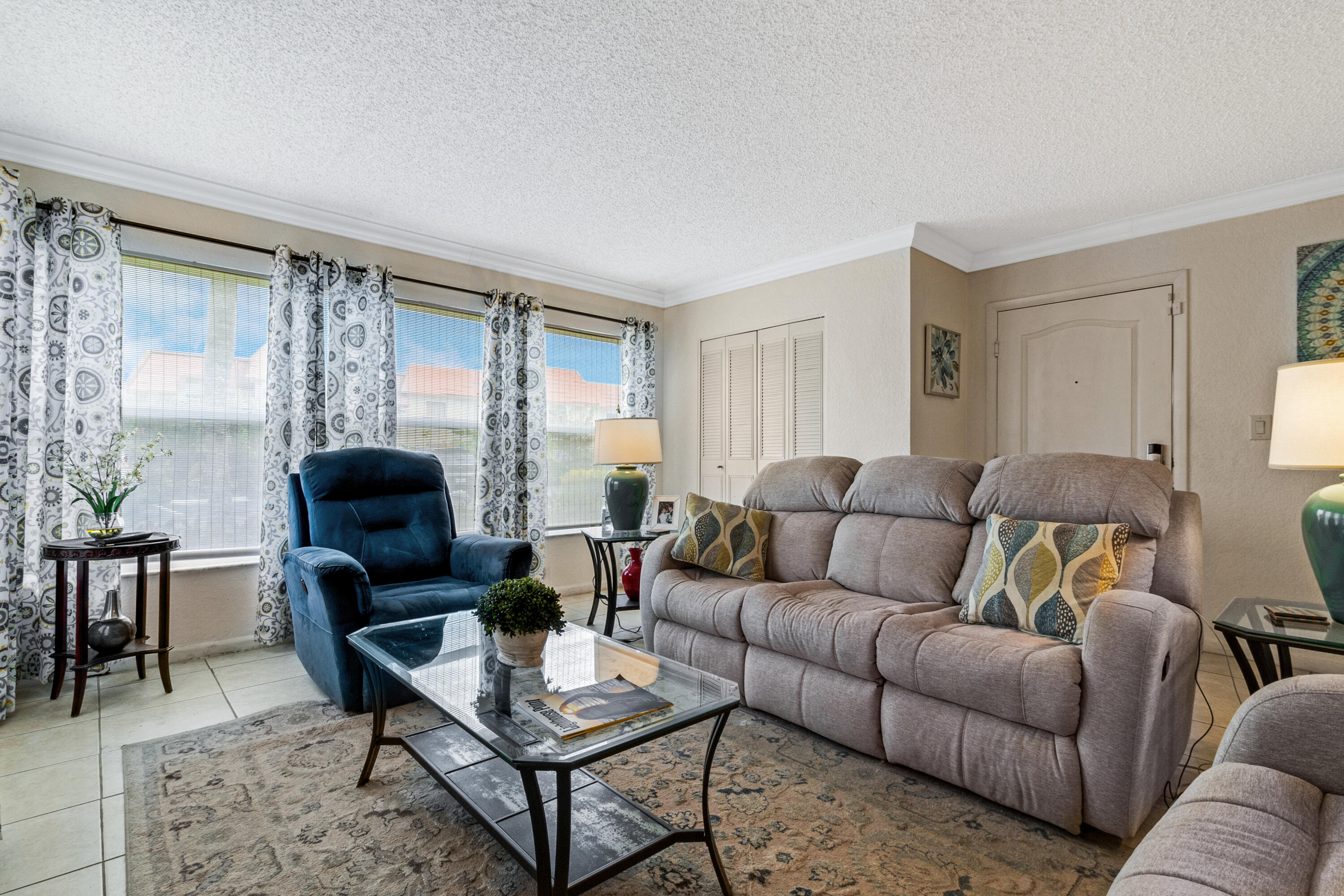 760 SE 2nd Avenue H106