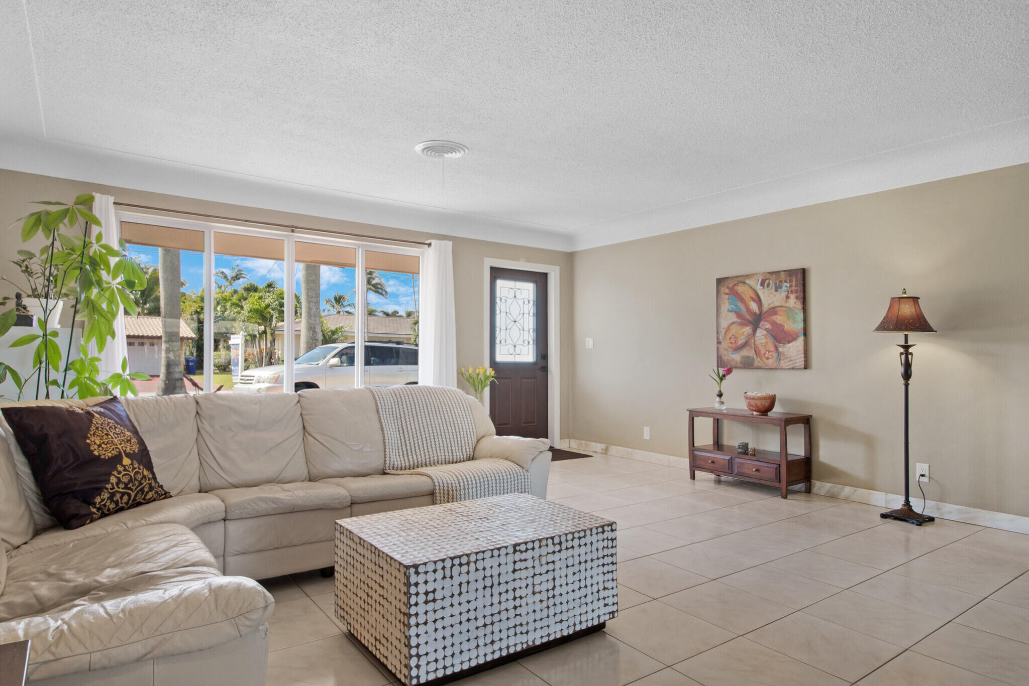 2537 SE 10th Court