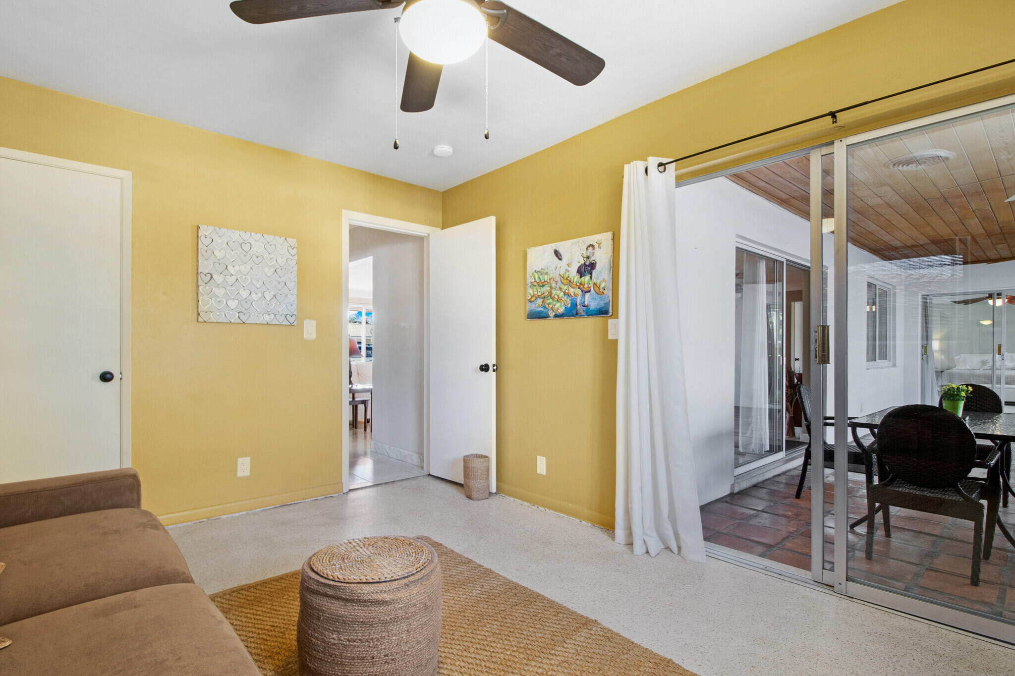 2537 SE 10th Court
