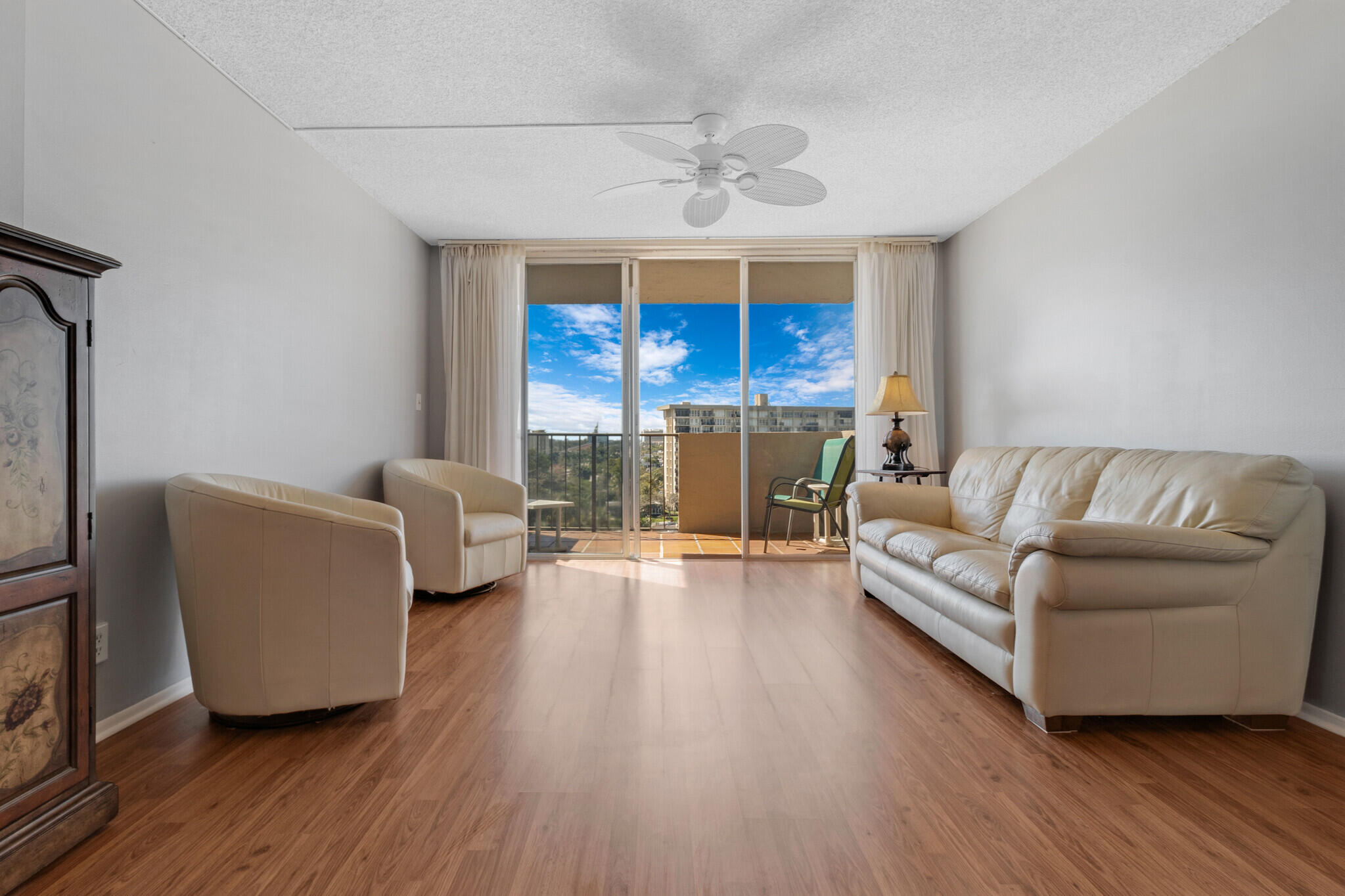 777 S Federal Highway Rp 907