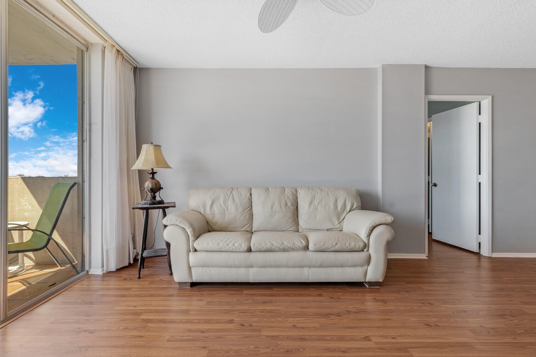 777 S Federal Highway Rp 907